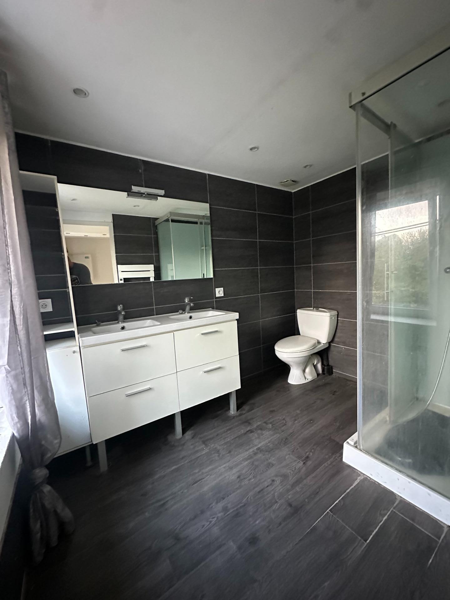Maison 9 pièces 183 m²