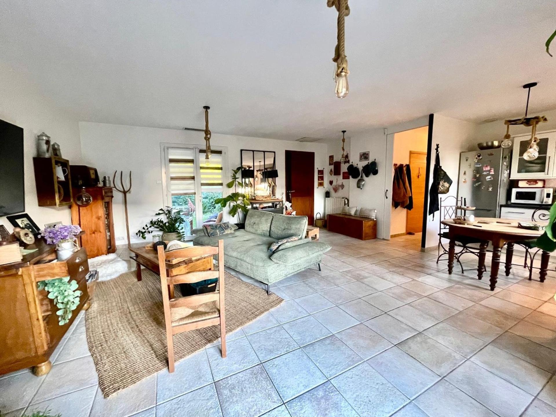 Photo SAFTI — Maison 4 pièces, 90 m² à Taradeau 4