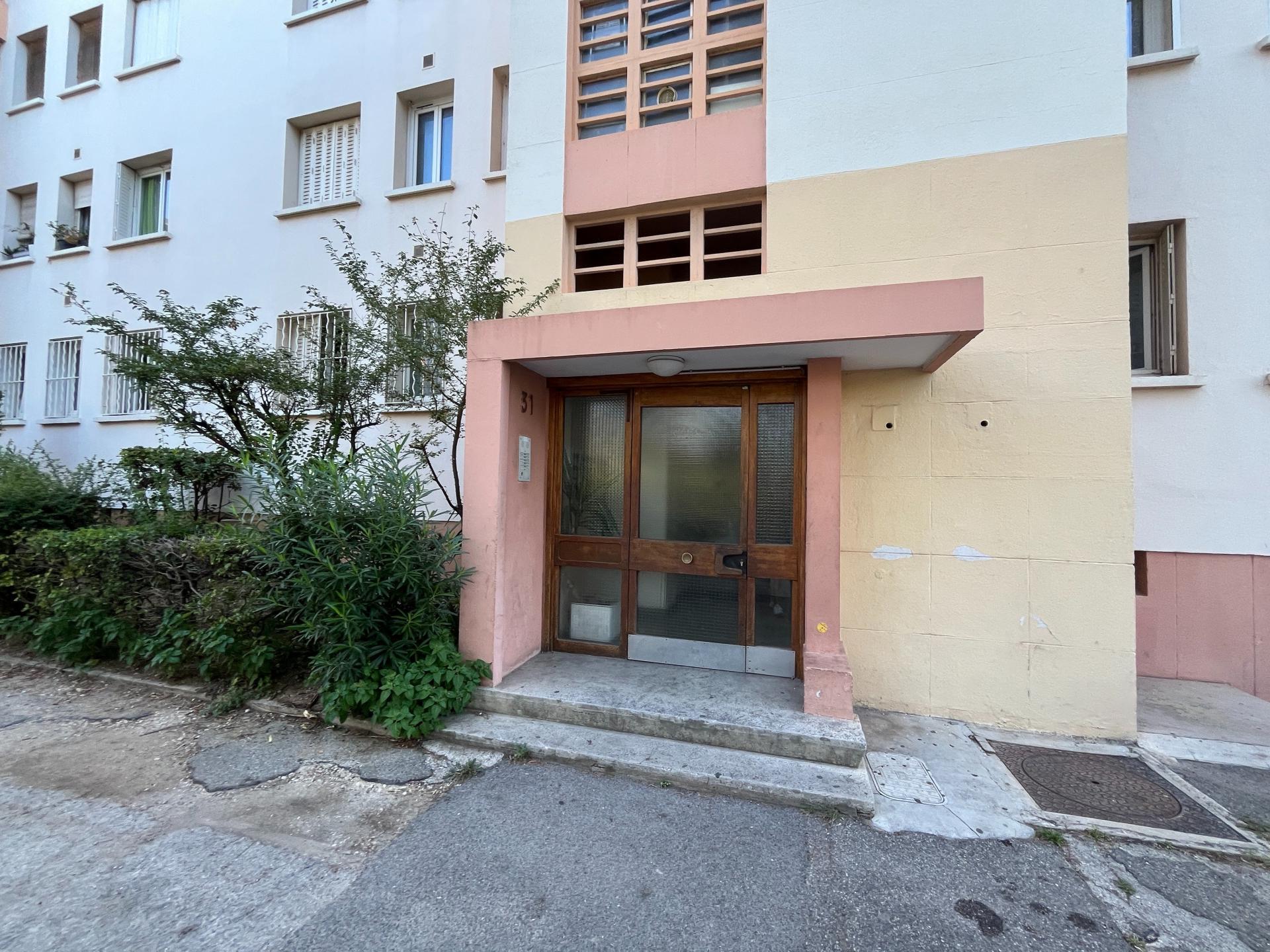 Appartement 3 pièces 53 m² · à Marseille · 53 m² · 89 000 €