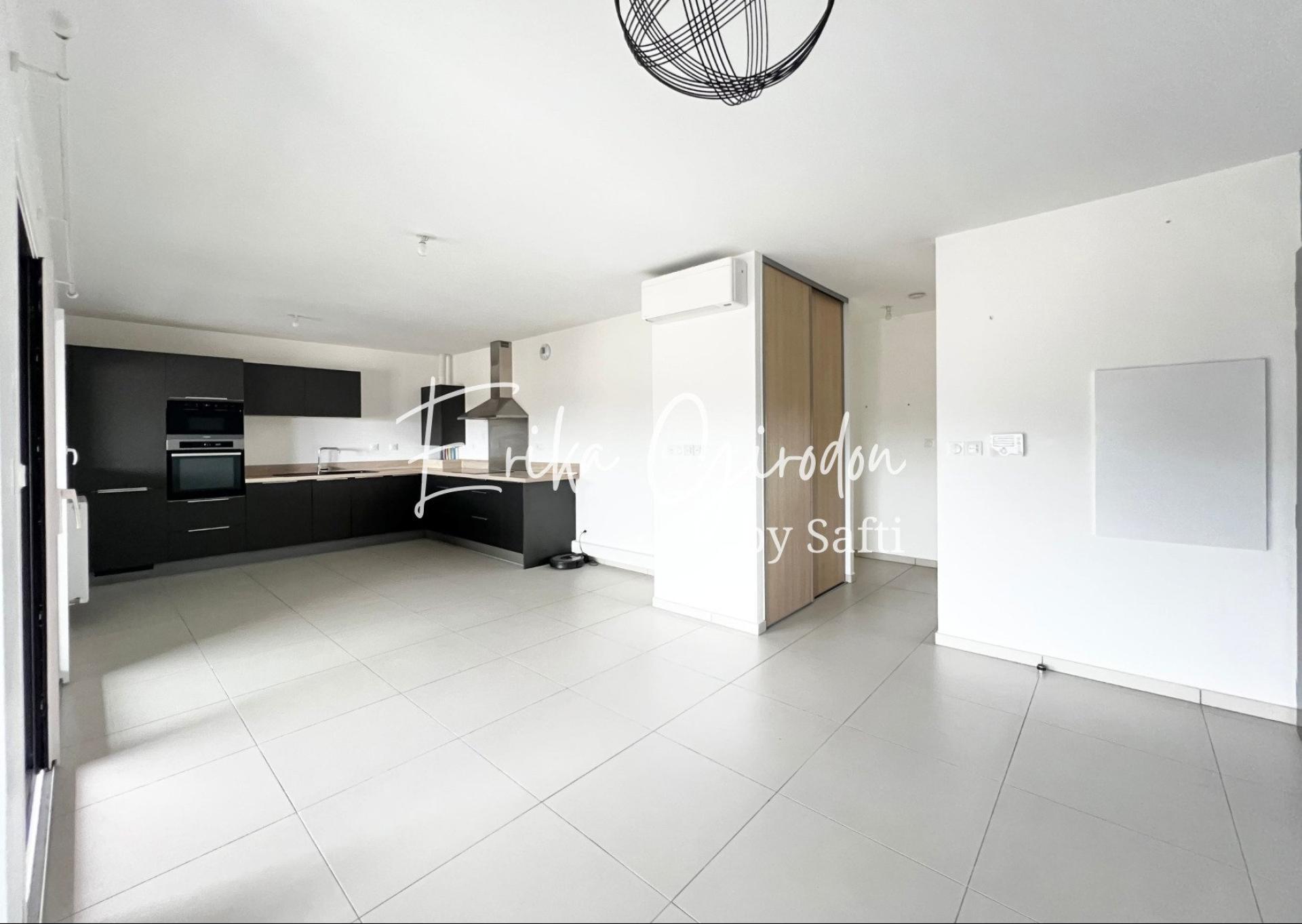 Photo SAFTI — Appartement 4 pièces, 82 m² à Saint Maurice De Beynost 2