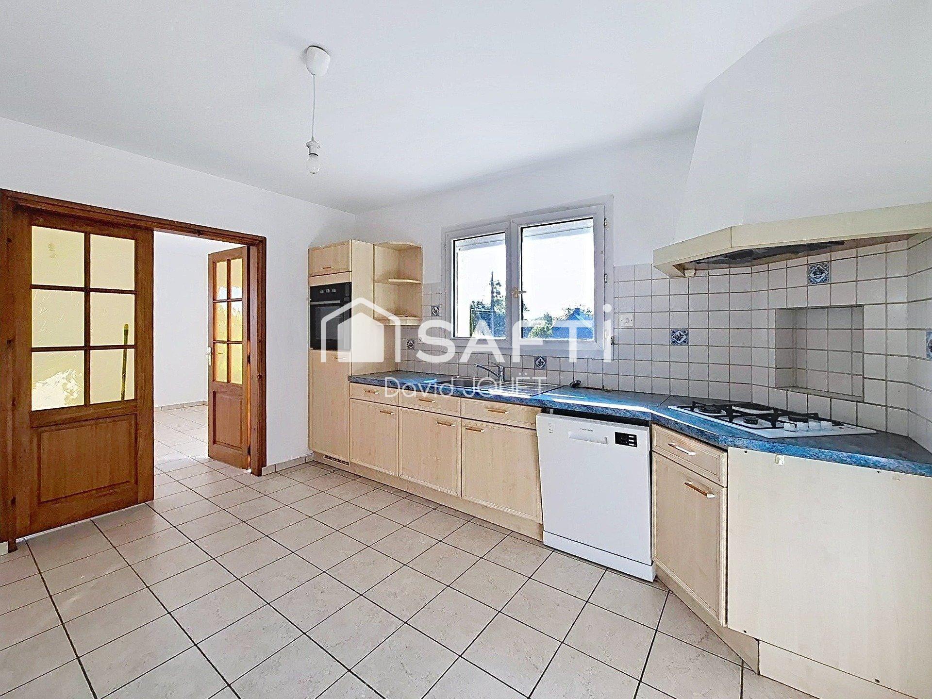 MAISON TRADITIONNELLE DE 77M² SUR UN TERRAIN DE 2368M²