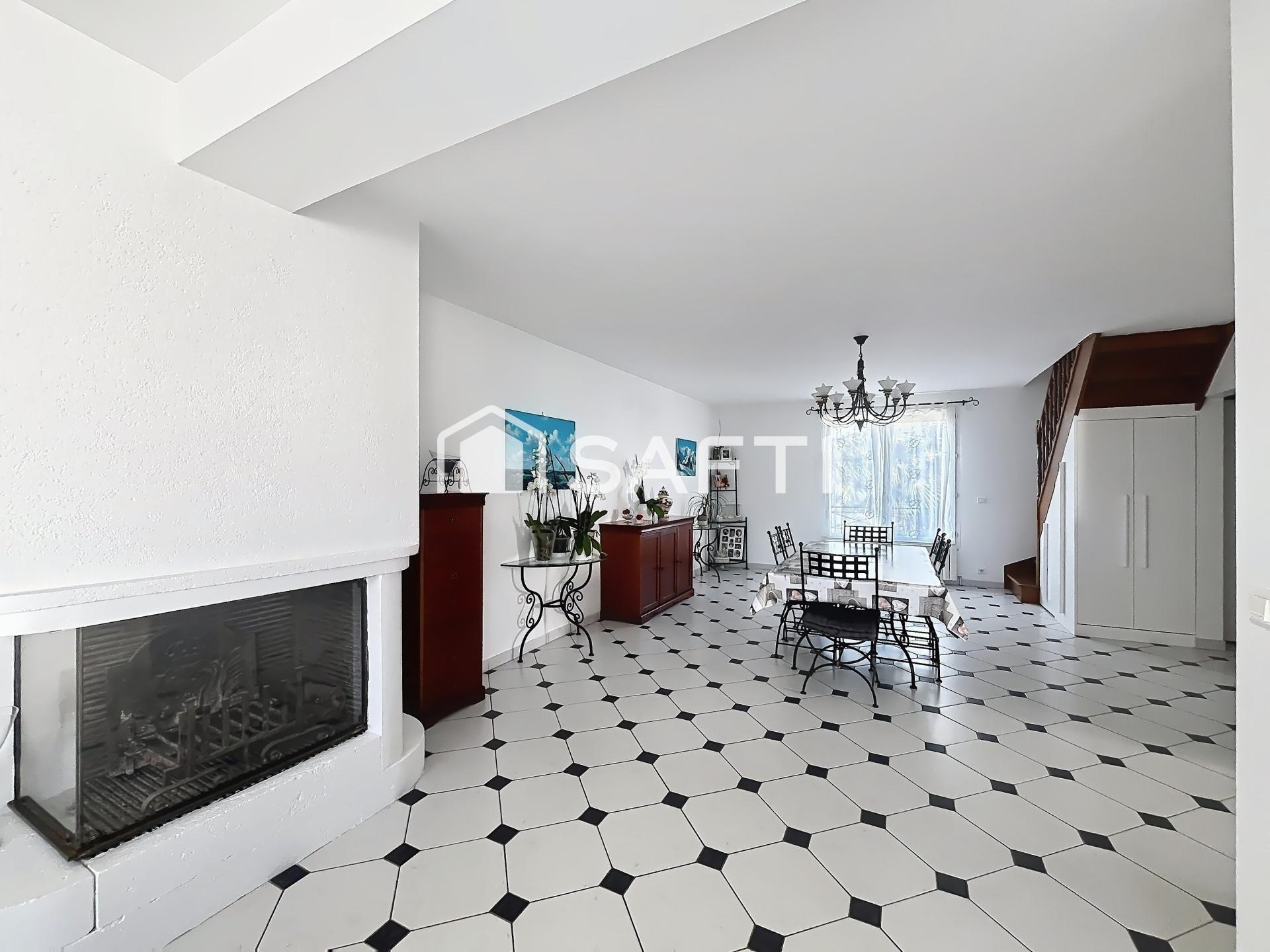 Photo SAFTI — Maison 8 pièces, 204 m² à Montesson 2