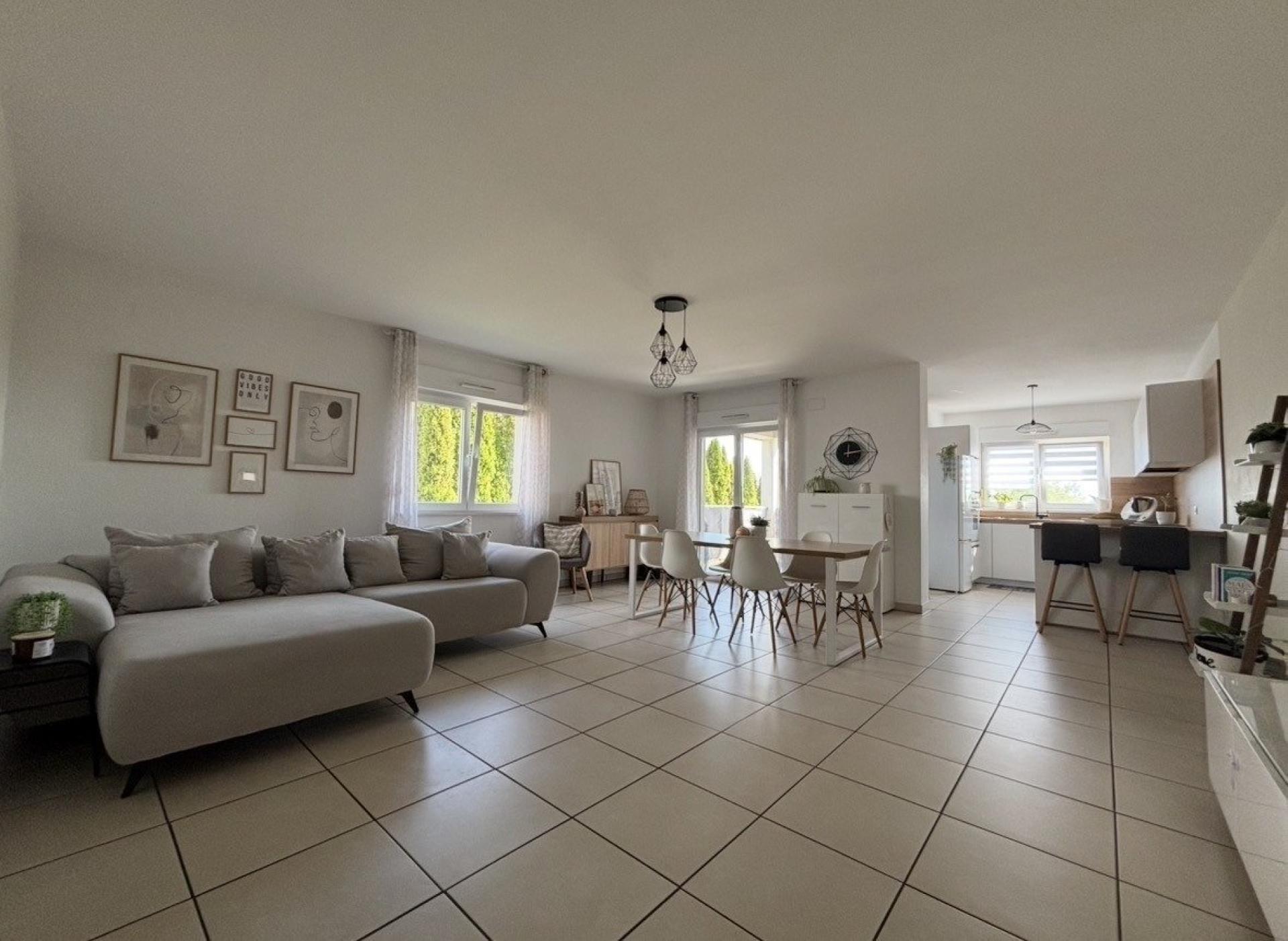 Photo SAFTI — Appartement 4 pièces, 94 m² à Sarralbe 2