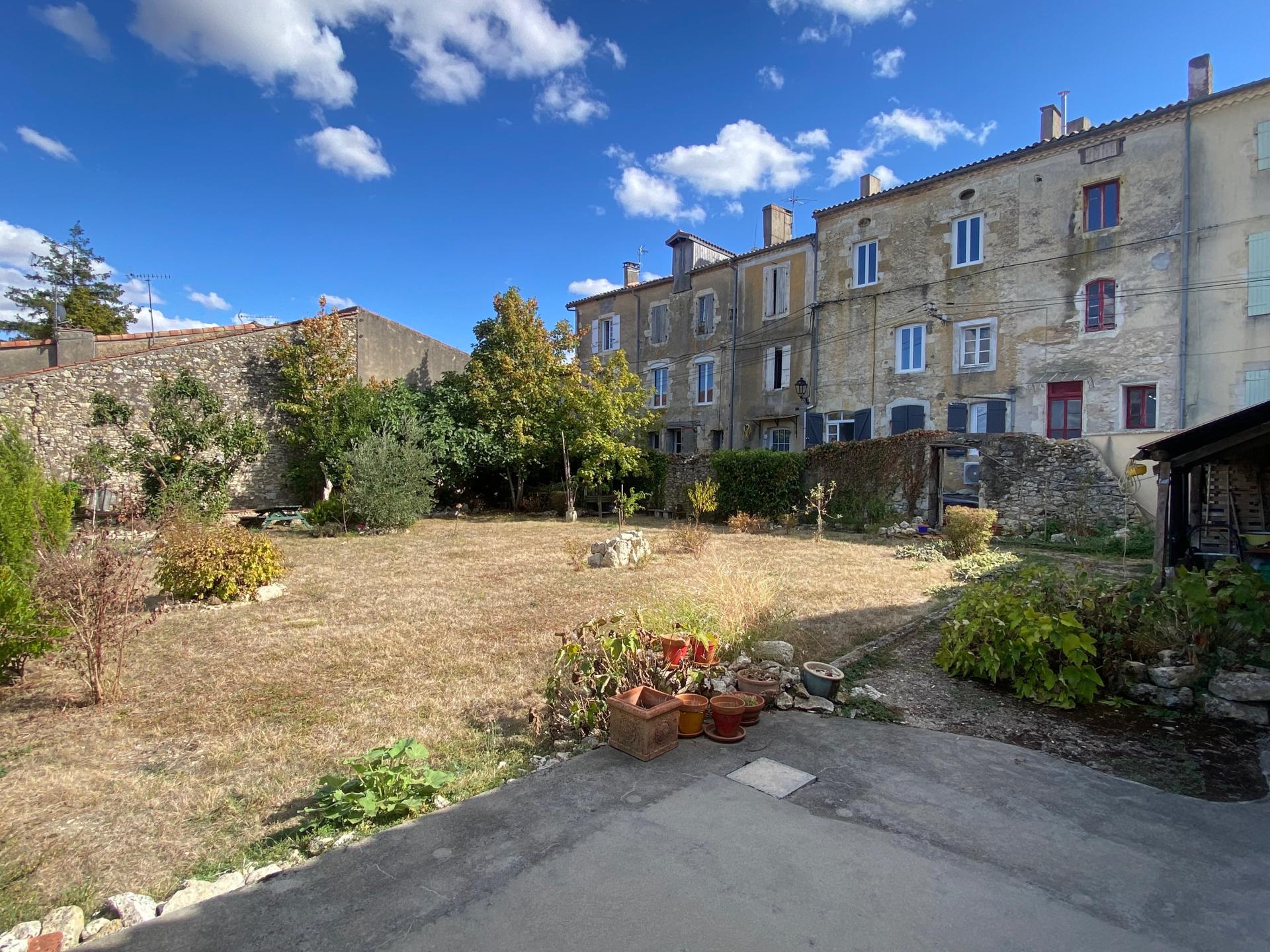 Photo SAFTI — Maison 5 pièces, 230 m² à Jegun