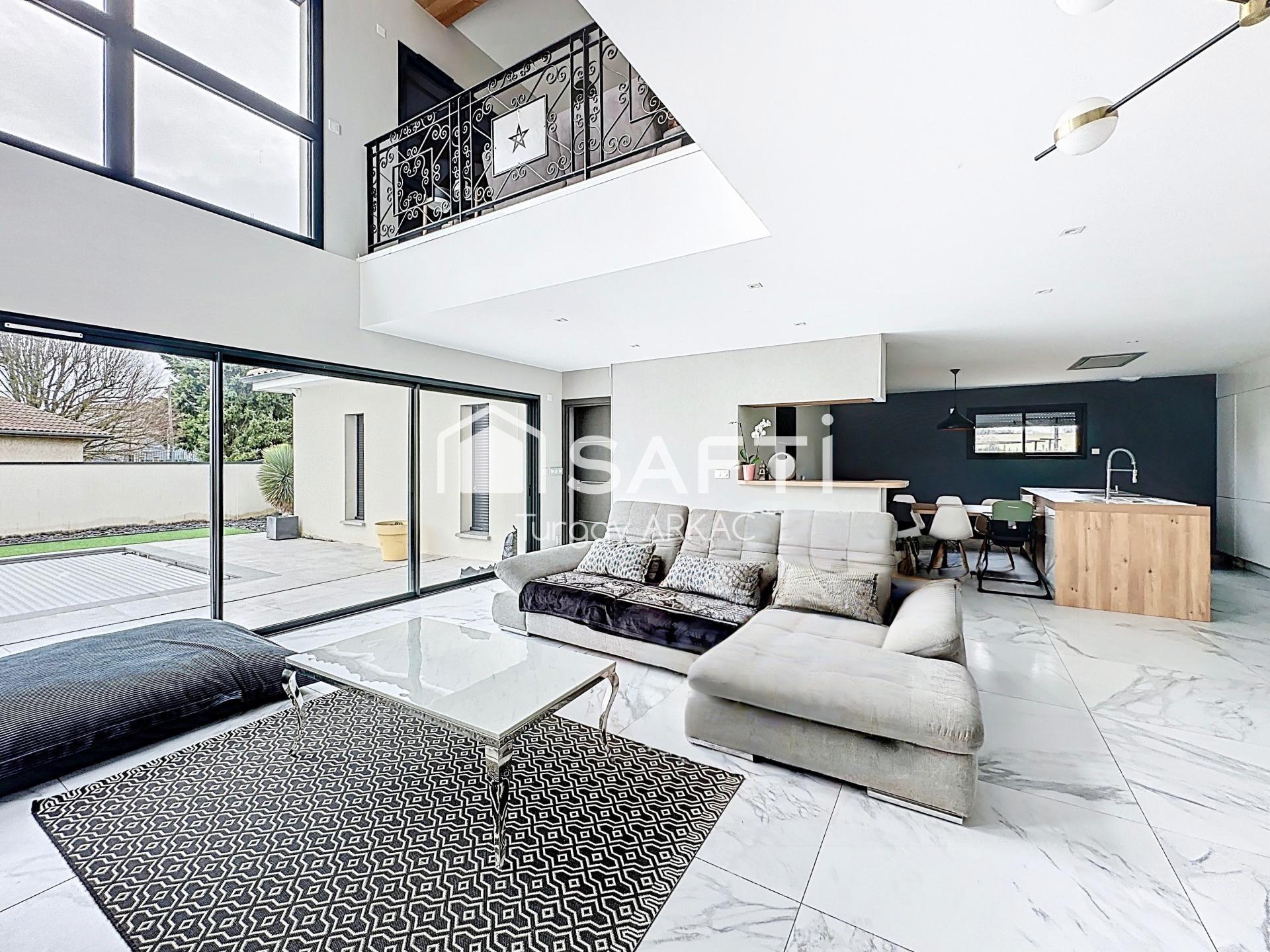 Photo SAFTI — Maison 6 pièces, 194 m² à Bourgoin Jallieu 4