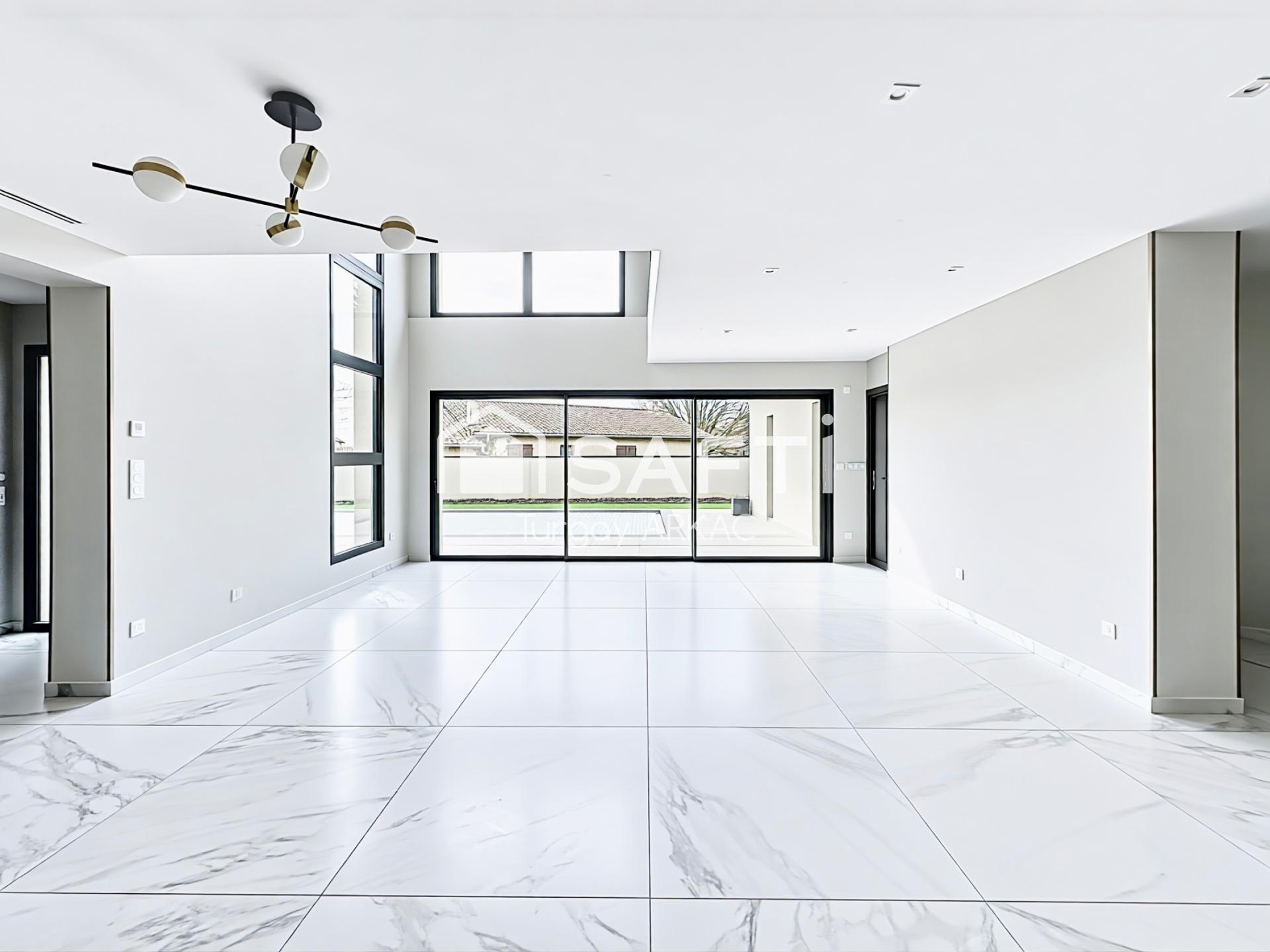 Photo SAFTI — Maison 6 pièces, 194 m² à Bourgoin Jallieu 3
