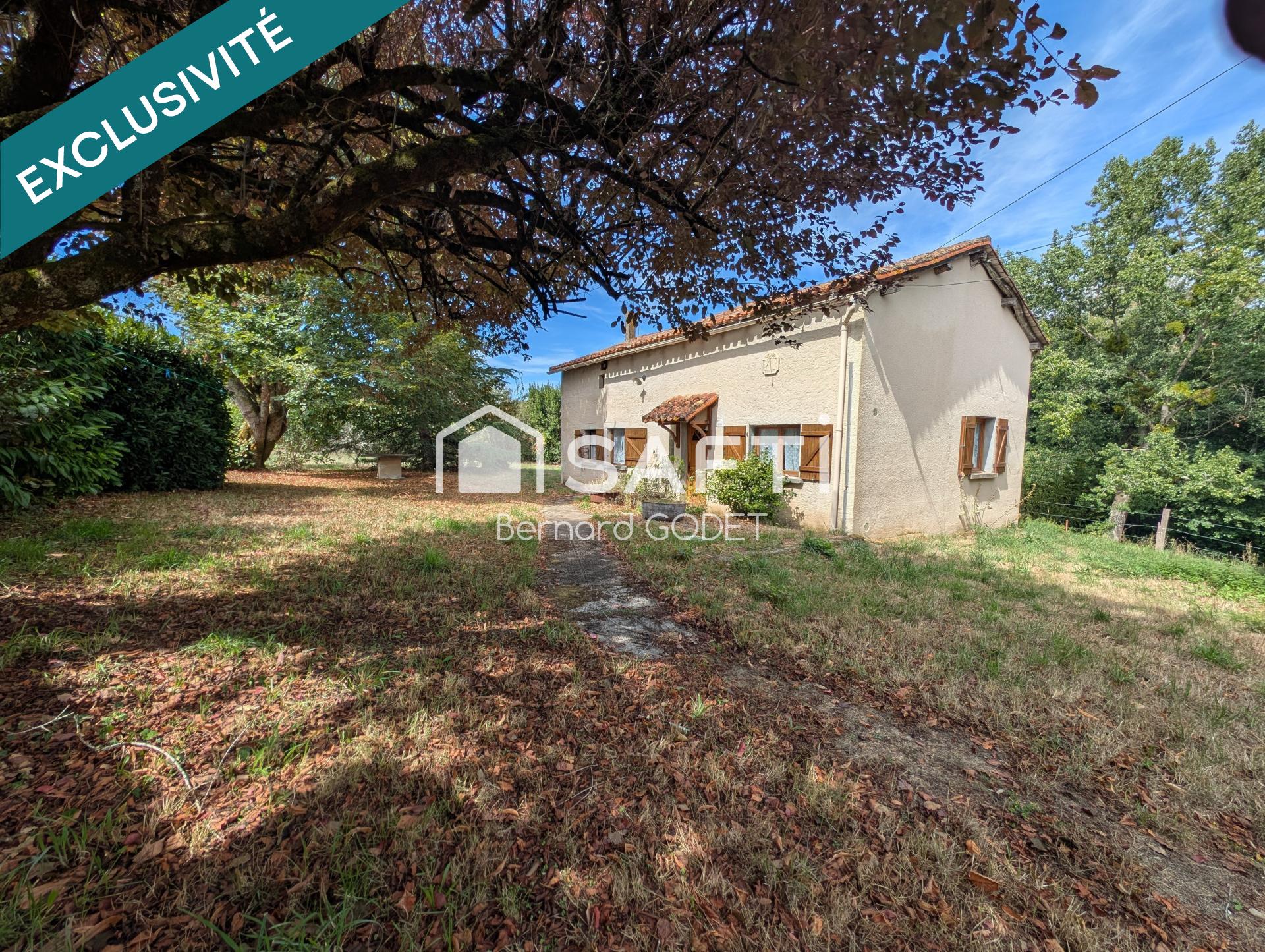 Ensemble immobilier à la campagne
