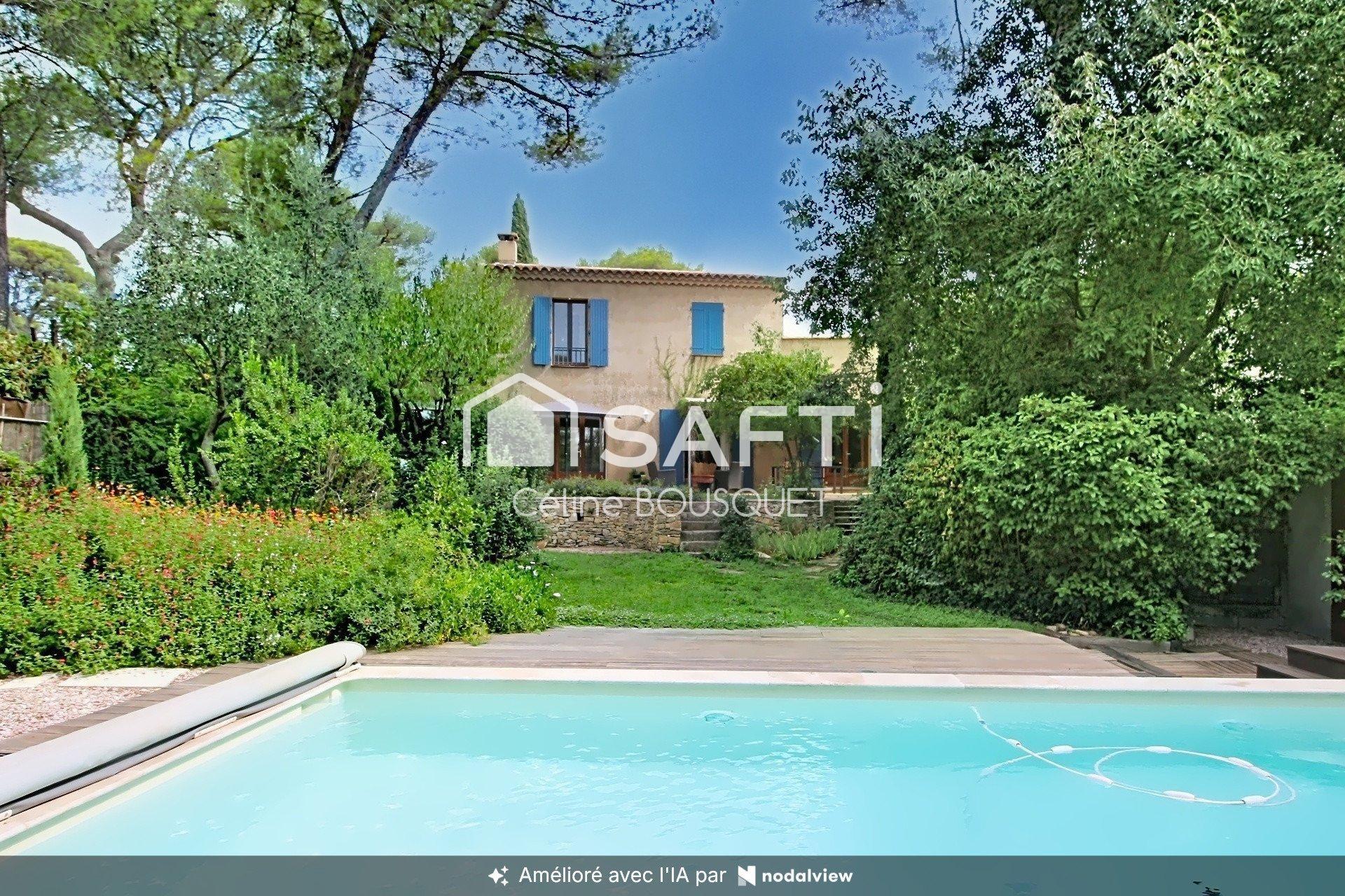 Maison 7 pièces 183 m² · à Nimes · 183 m² · 515 000 €
