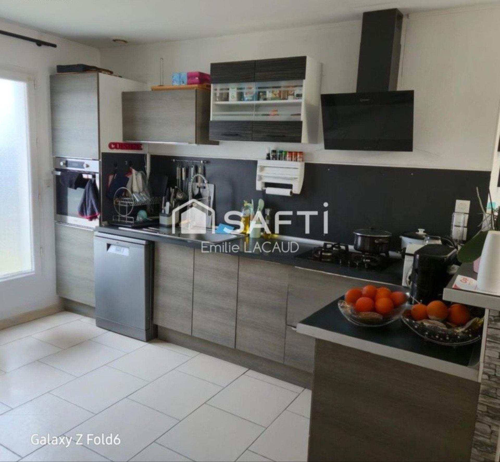 Photo SAFTI — Maison 5 pièces, 115 m² à Beaugeay 4