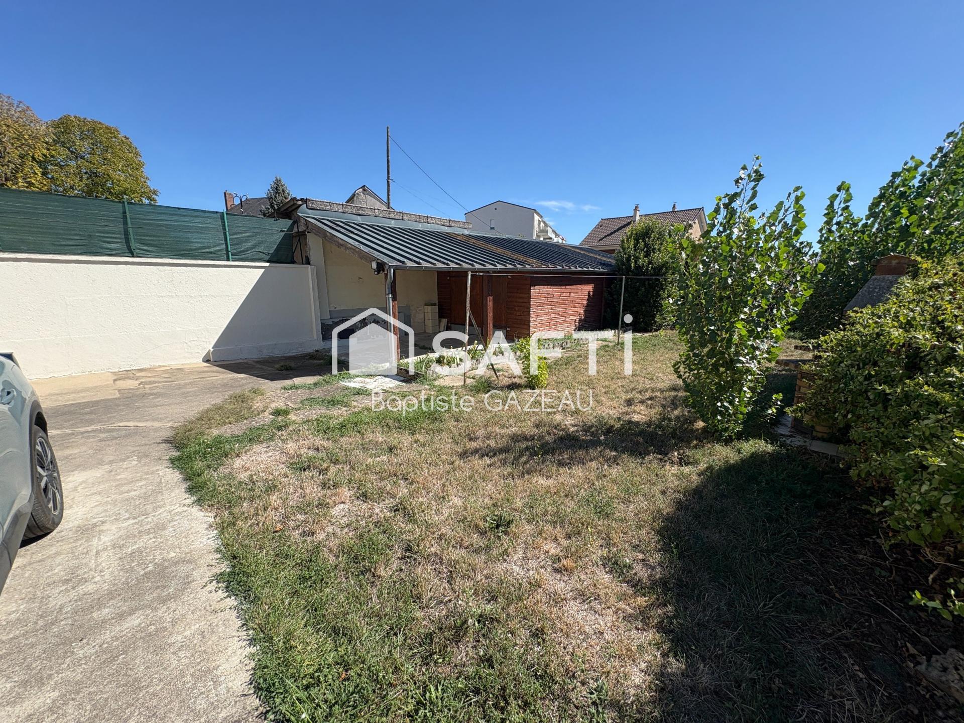 Photo SAFTI — Maison 3 pièces, 70 m² à La Chapelle Saint Ursin 5