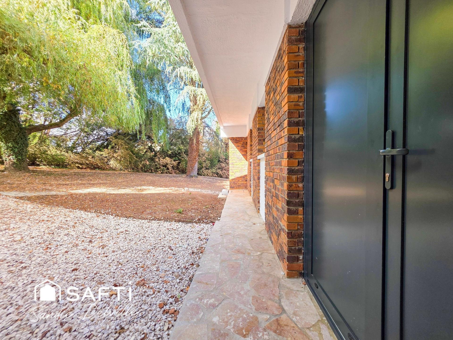 Maison 11 pièces 770 m² · à Saint-Augustin · 770 m² · 1 995 000 €