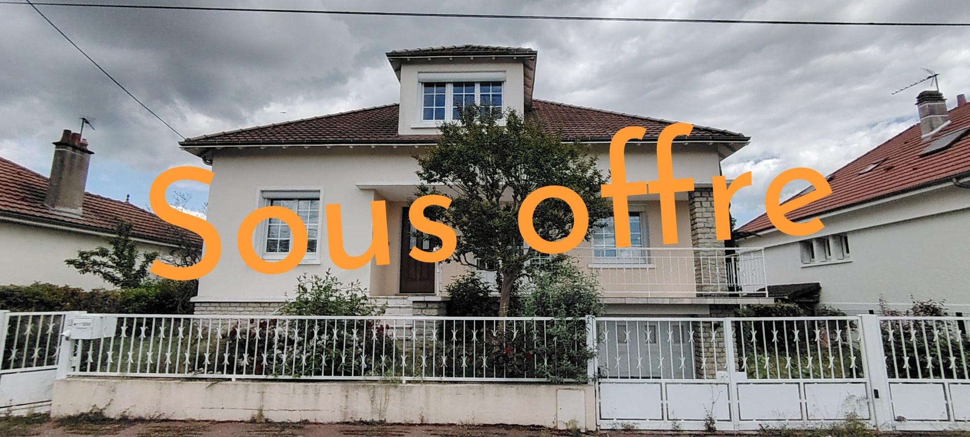 Photo SAFTI — Maison 6 pièces, 148 m² à Chatellerault