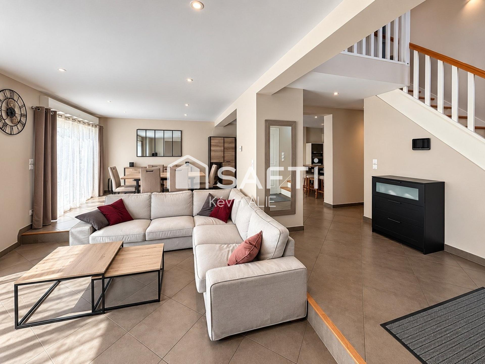 Photo SAFTI — Maison 7 pièces, 140 m² à Nanteuil Les Meaux 4
