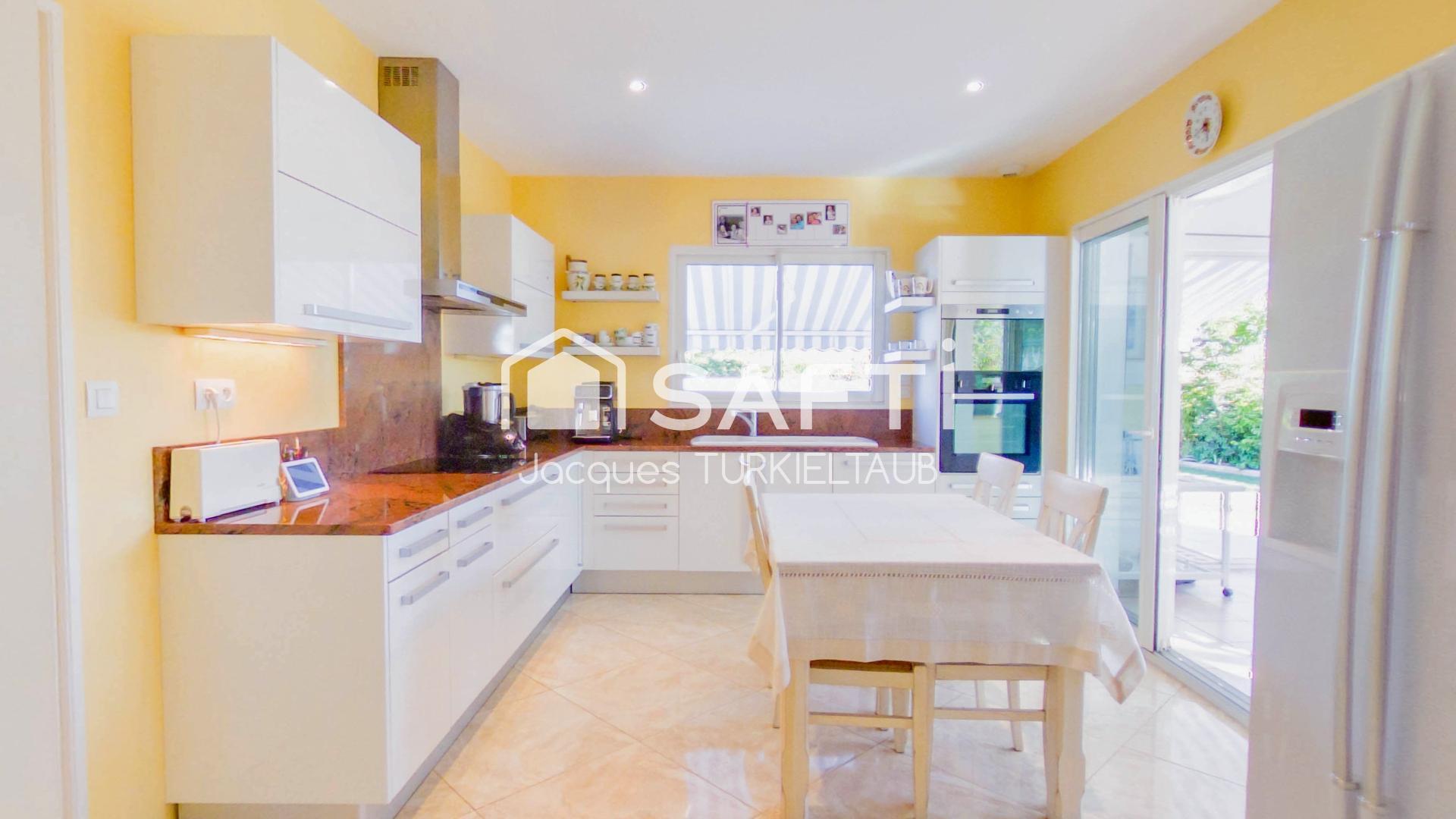 Photo SAFTI — Maison 5 pièces, 170 m² à Soubise 4