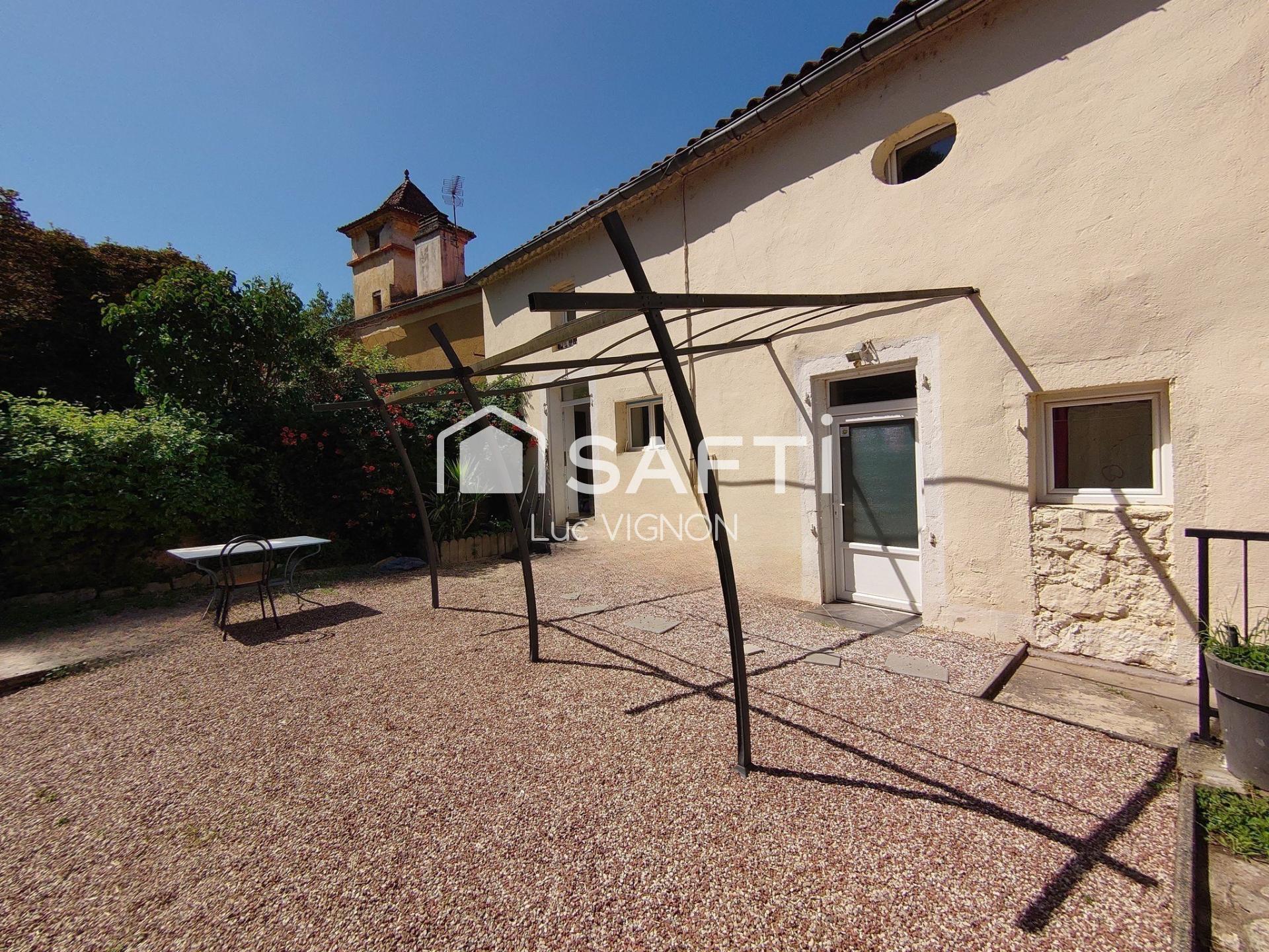 Photo SAFTI — Maison 14 pièces, 389 m² à Pradines 2
