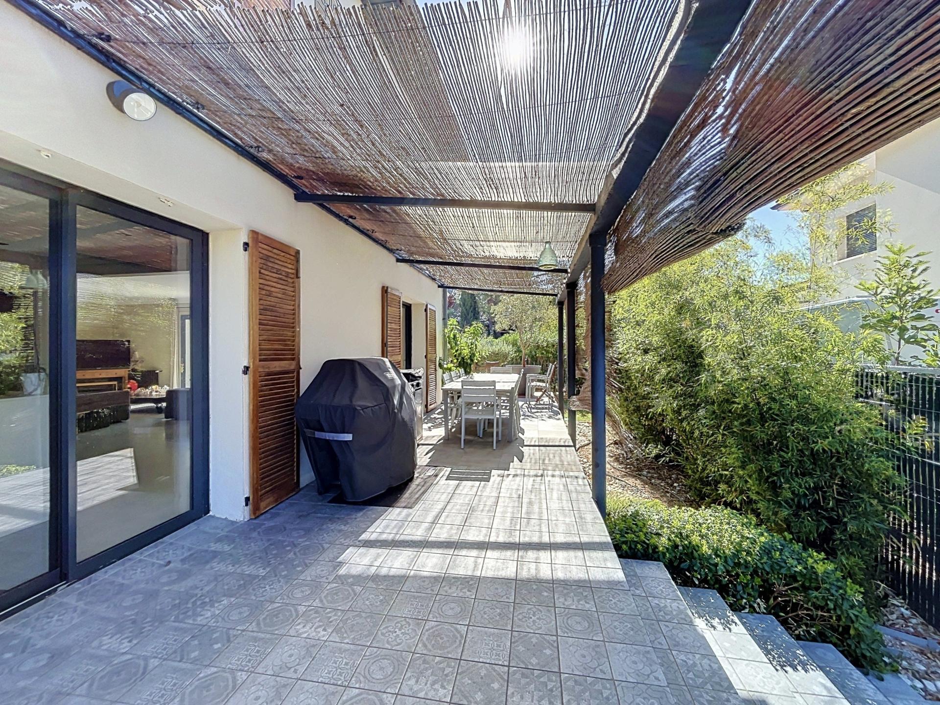 Photo SAFTI — Maison 6 pièces, 220 m² à Cugnaux 2