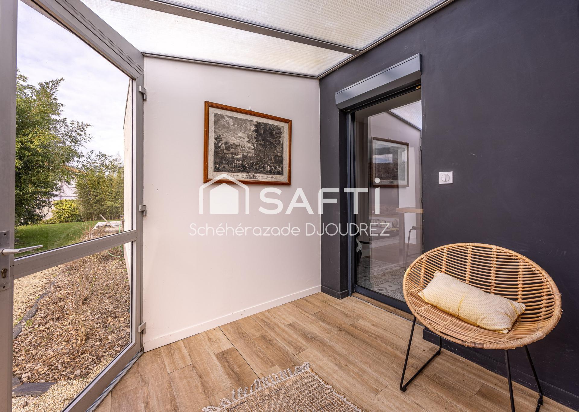 MAISON D'ARCHITECTE DE 172M² - 6 PIECES - TERRAIN PAYSAGE - PISCINE CHAUFFEE