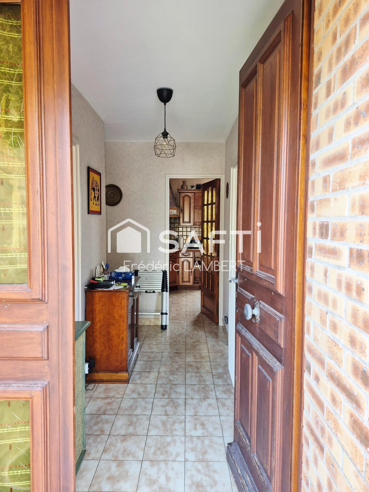 Photo SAFTI — Maison 5 pièces, 90 m² à Niort 5