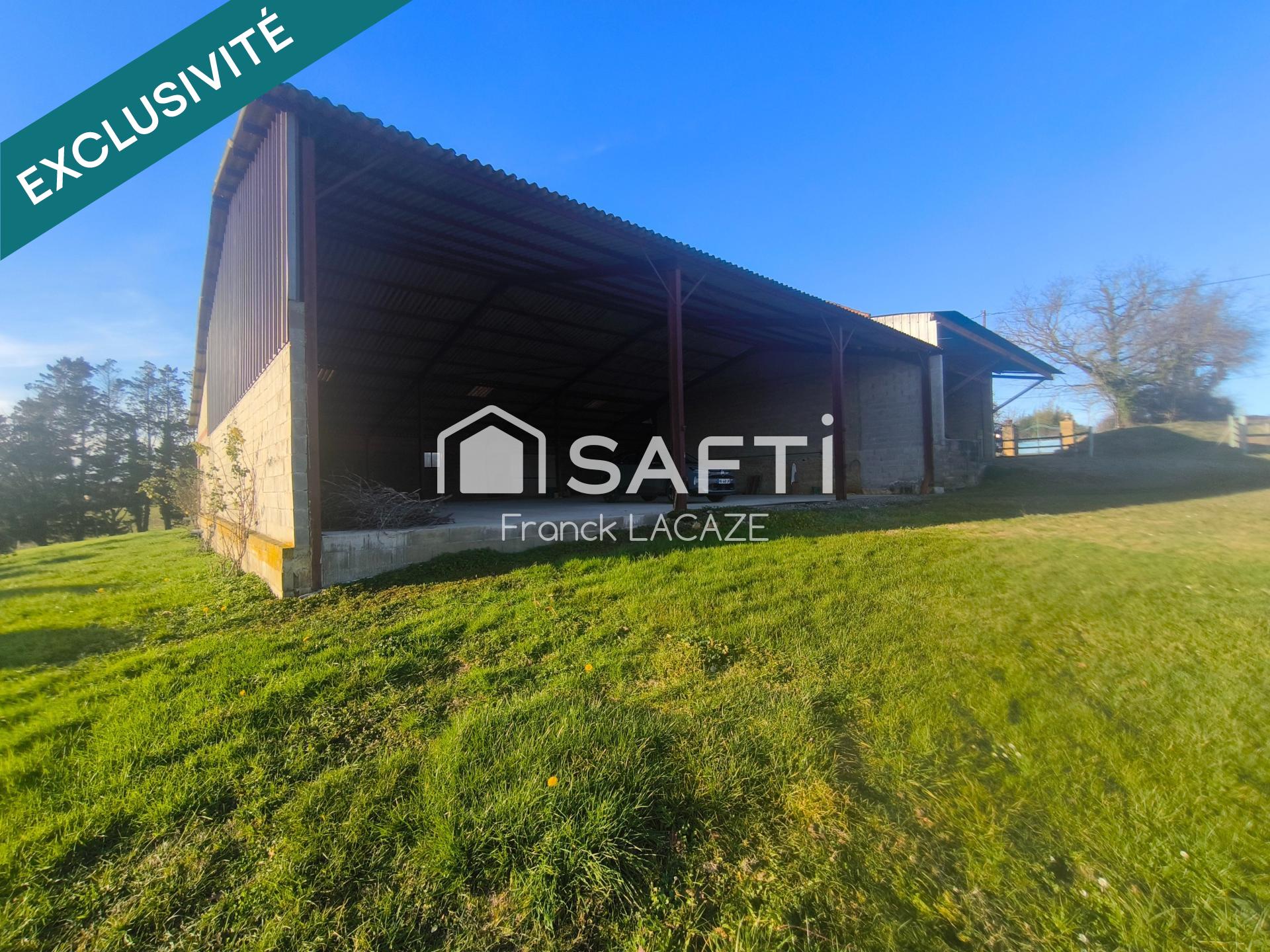 BÂTIMENT DE 640 m² VUE EXCEPTIONNELLE SUR LES PYRÉNÉES