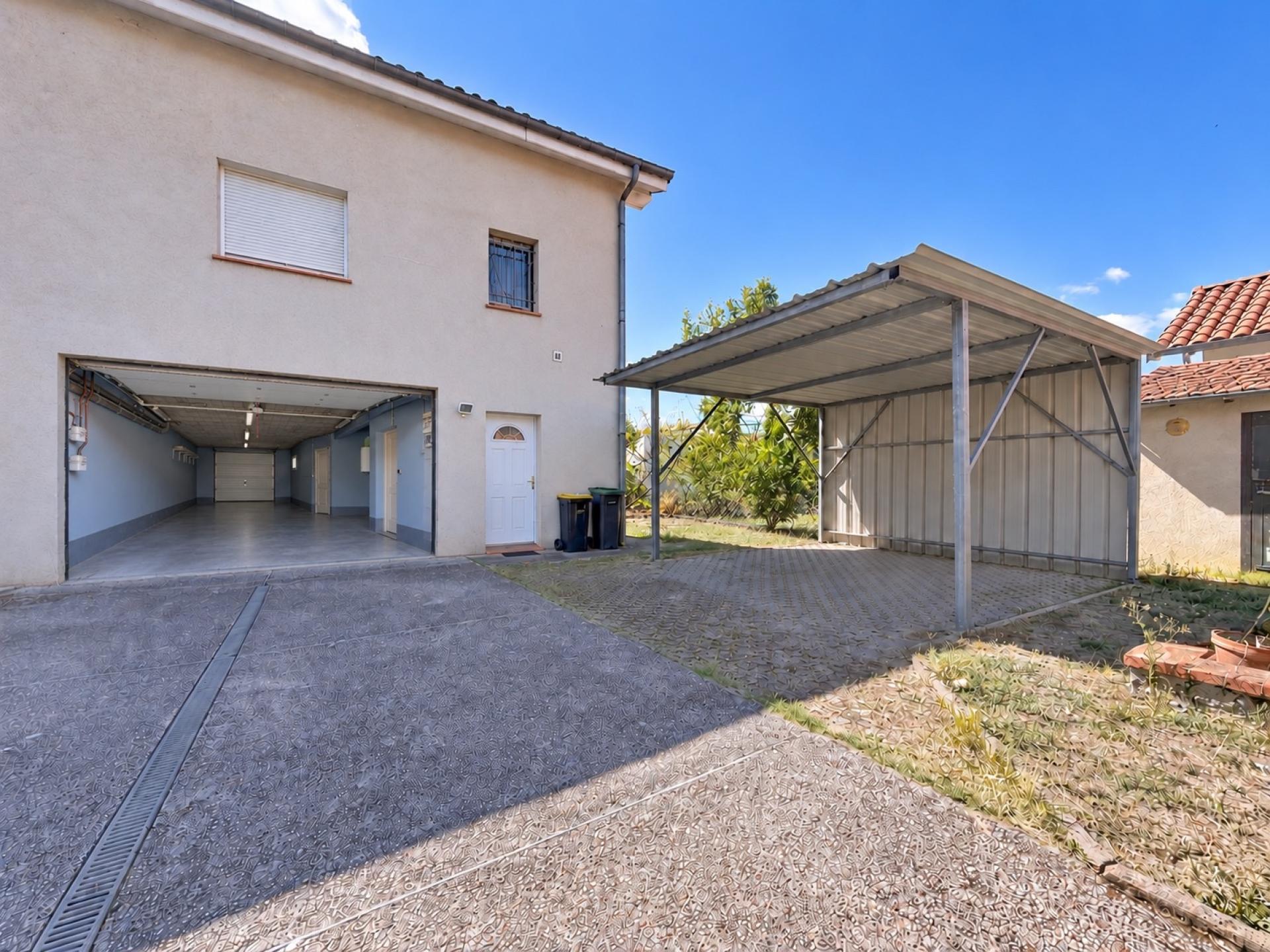 Photo 3 of the listing.