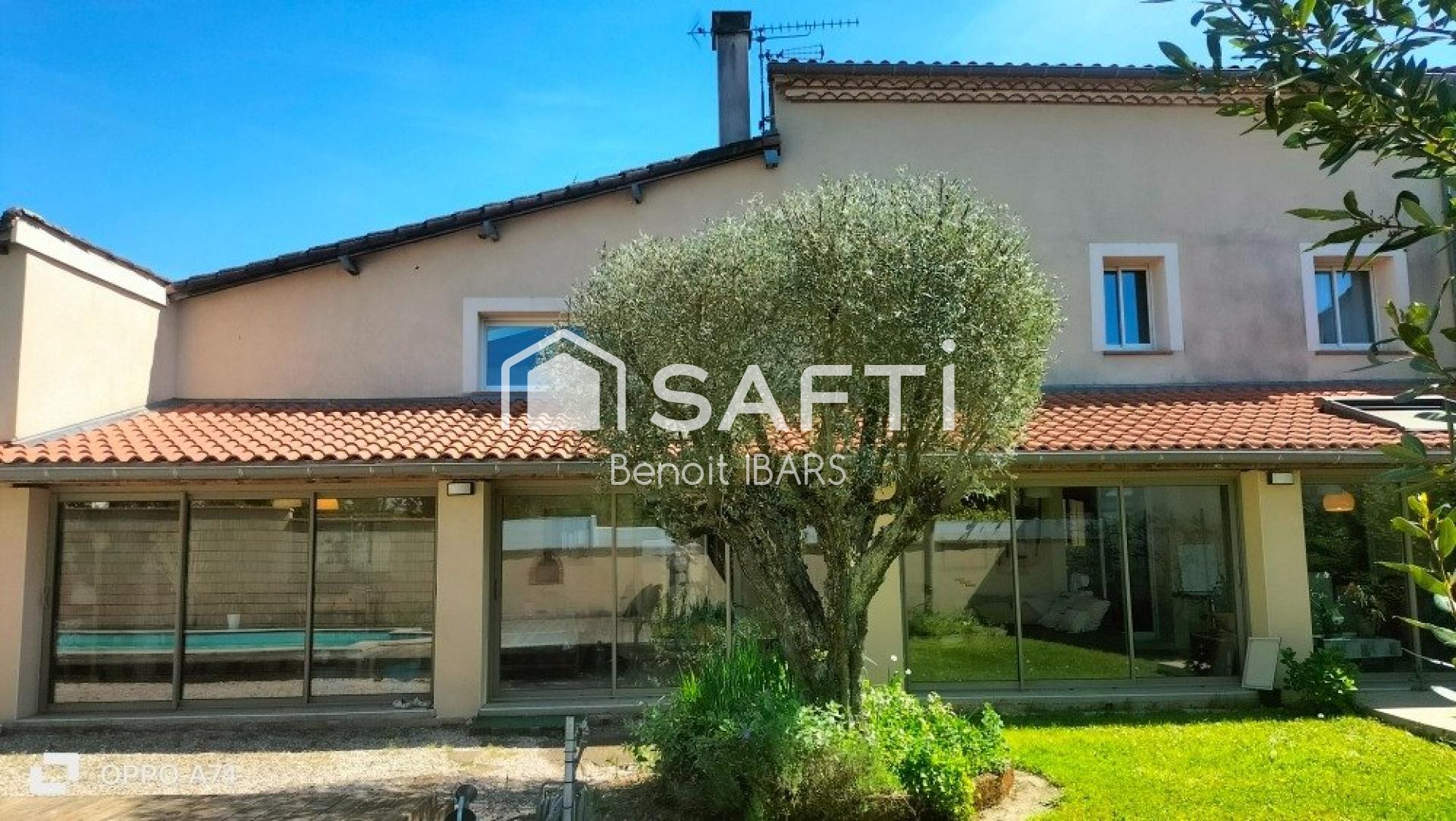 Photo SAFTI — Maison 7 pièces, 165 m² à Gaillac 3
