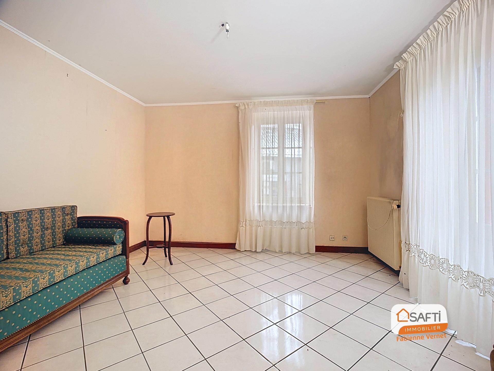 Maison 4 pièces 103 m² · à Lacanche · 103 m² · 44 900 €