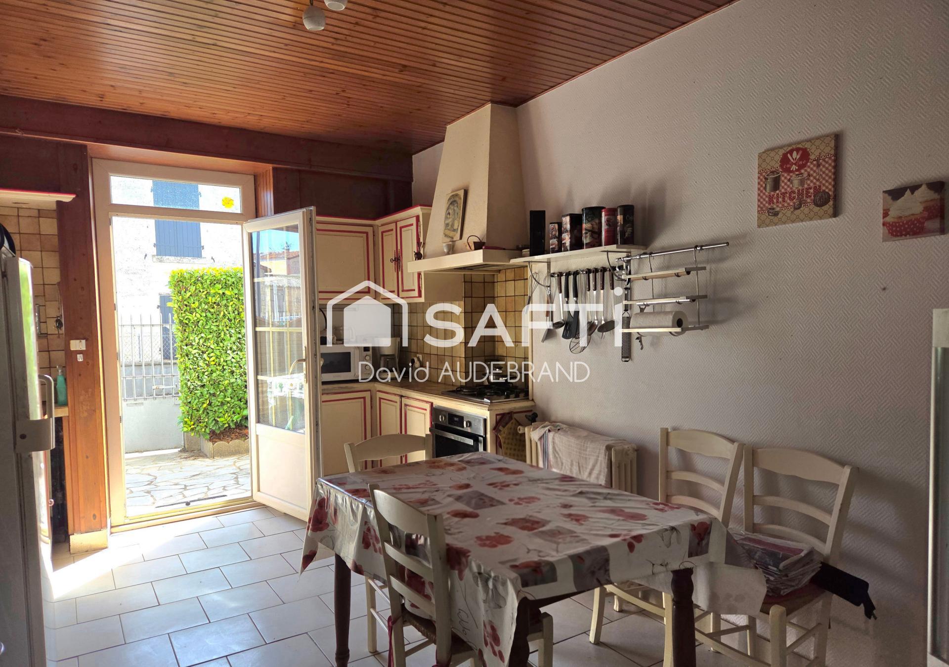 Photo SAFTI — Maison 5 pièces, 110 m² à Saint Maxire 4