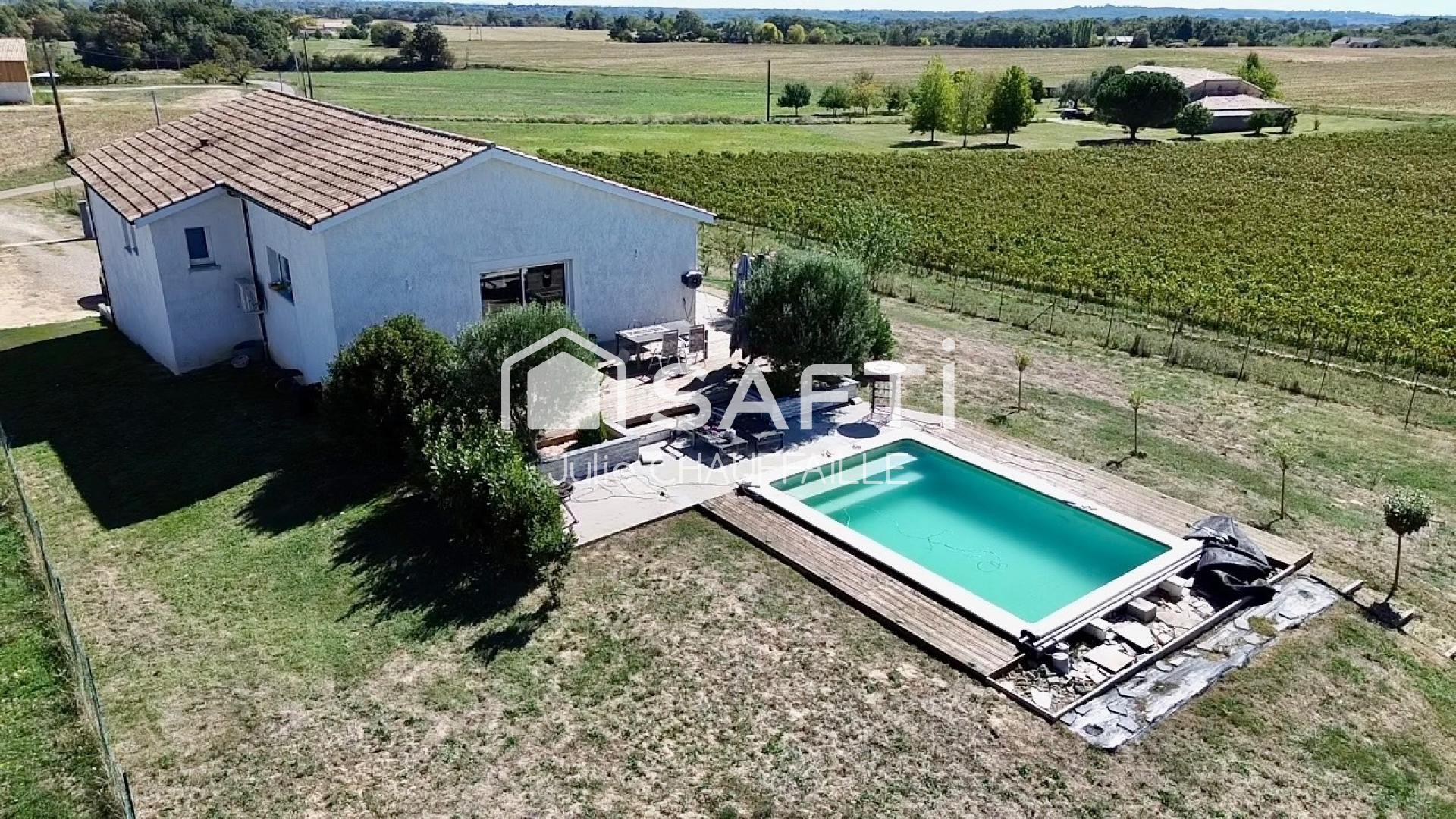 Maison en campagne avec piscine