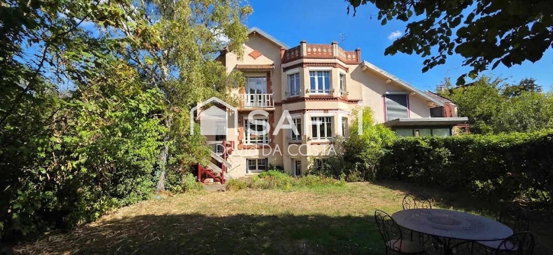 Photo SAFTI — Maison 8 pièces, 180 m² à Bourg La Reine 4