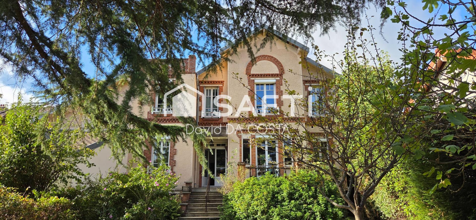 Photo SAFTI — Maison 8 pièces, 180 m² à Bourg La Reine 2