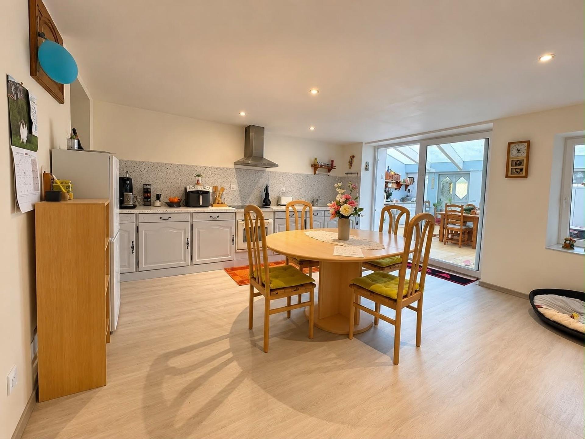 Maison 8 pièces 170 m² · à Athienville · 170 m² · 185 000 €