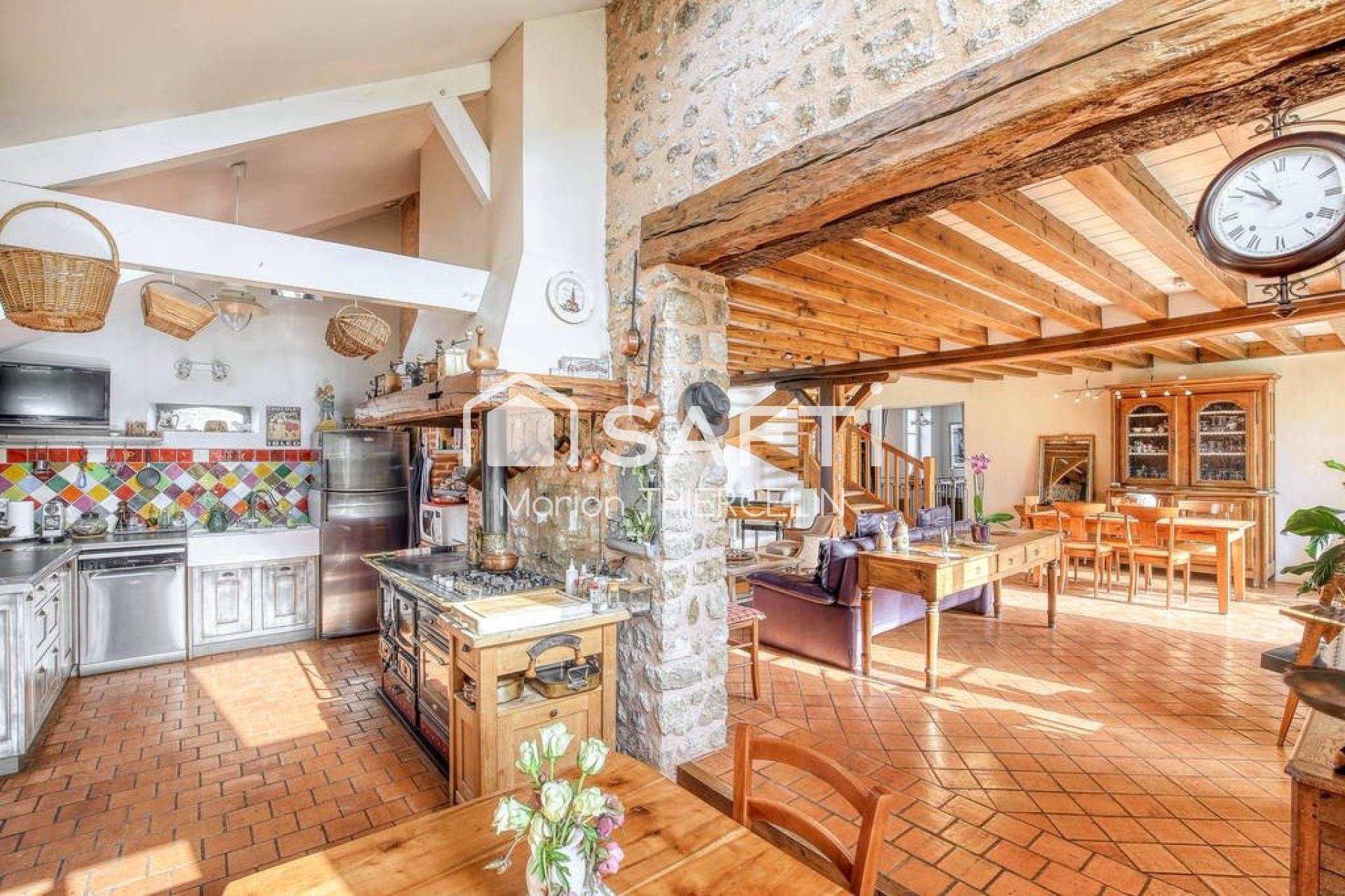 Photo SAFTI — Maison 6 pièces, 205 m² à Fay Aux Loges 2
