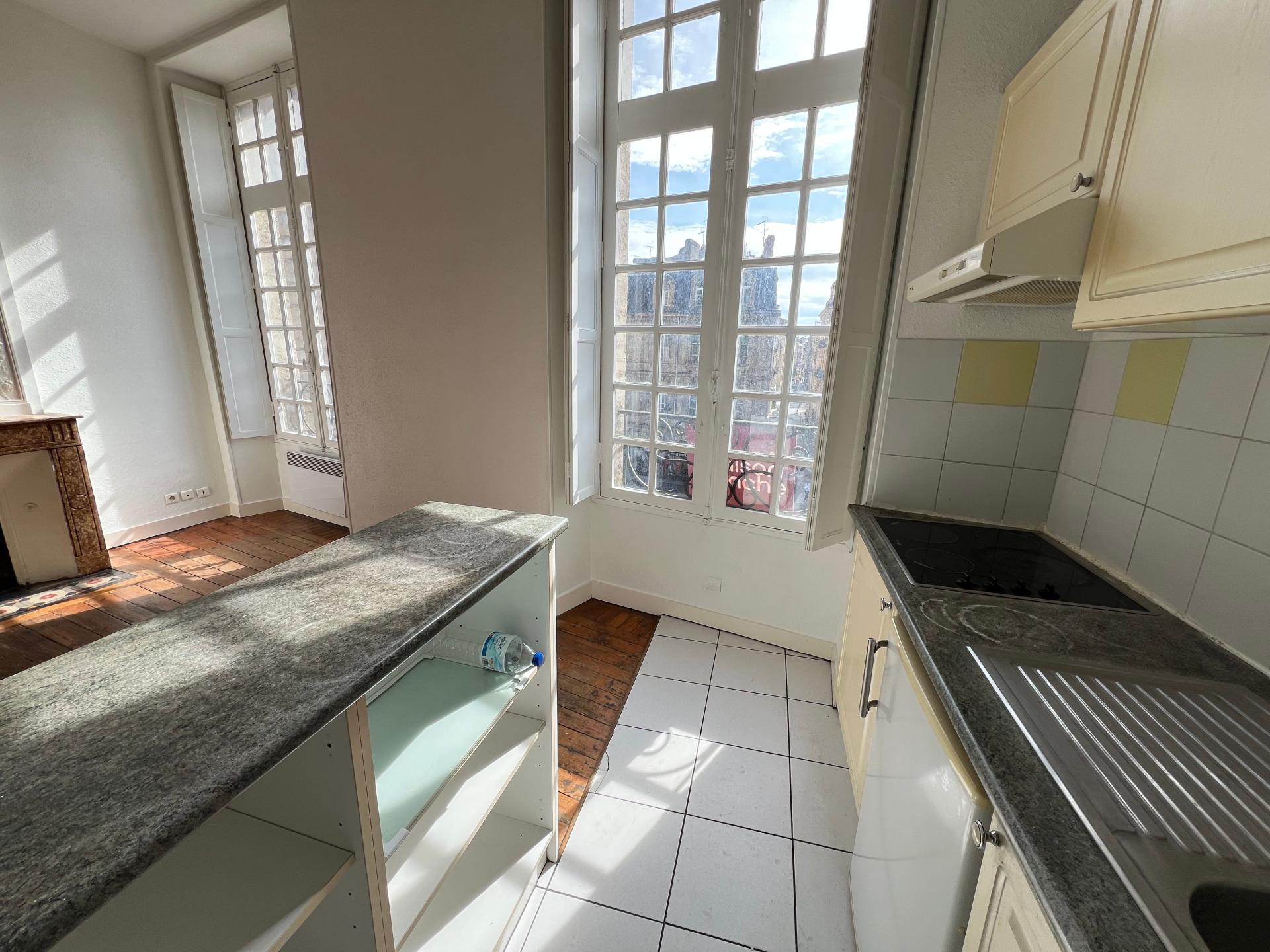 Photo SAFTI — Appartement 2 pièces, 46 m² à Bordeaux