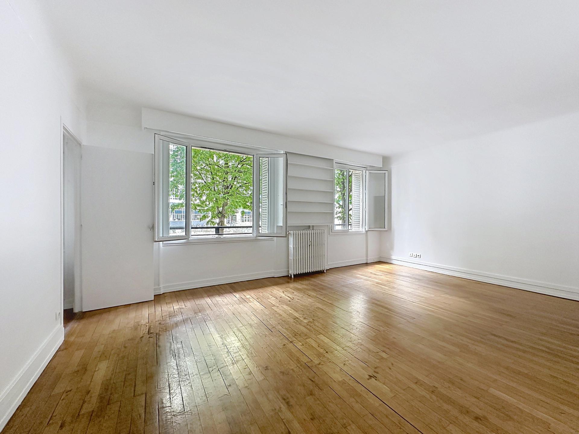 Appartement 5 pièces 119 m² · à Paris · 119 m² · 905 000 €