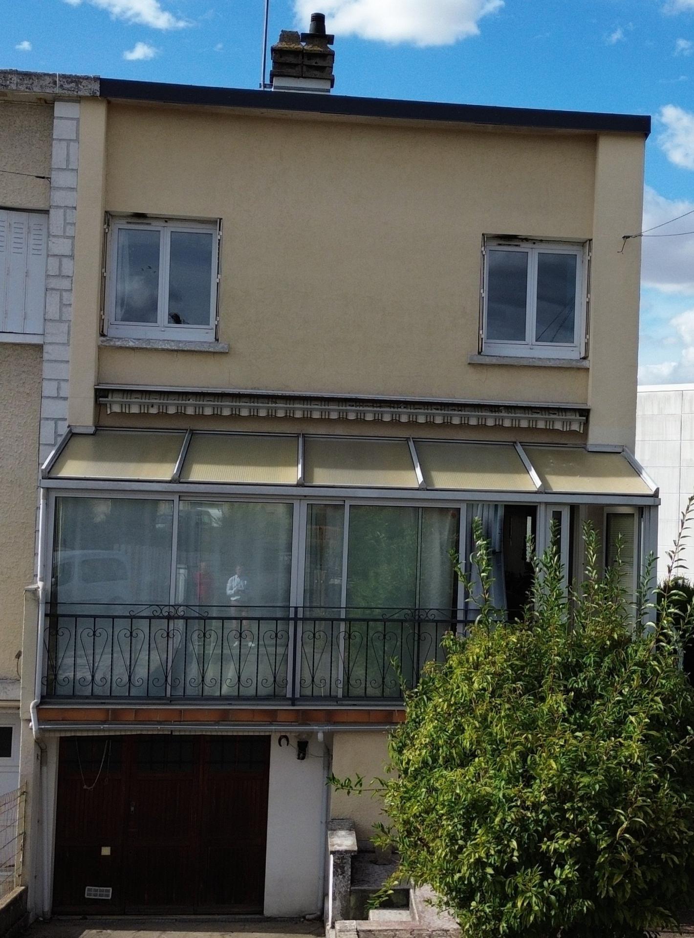 Maison 4 pièces 75 m² · à Issoudun · 75 m² · 72 000 €