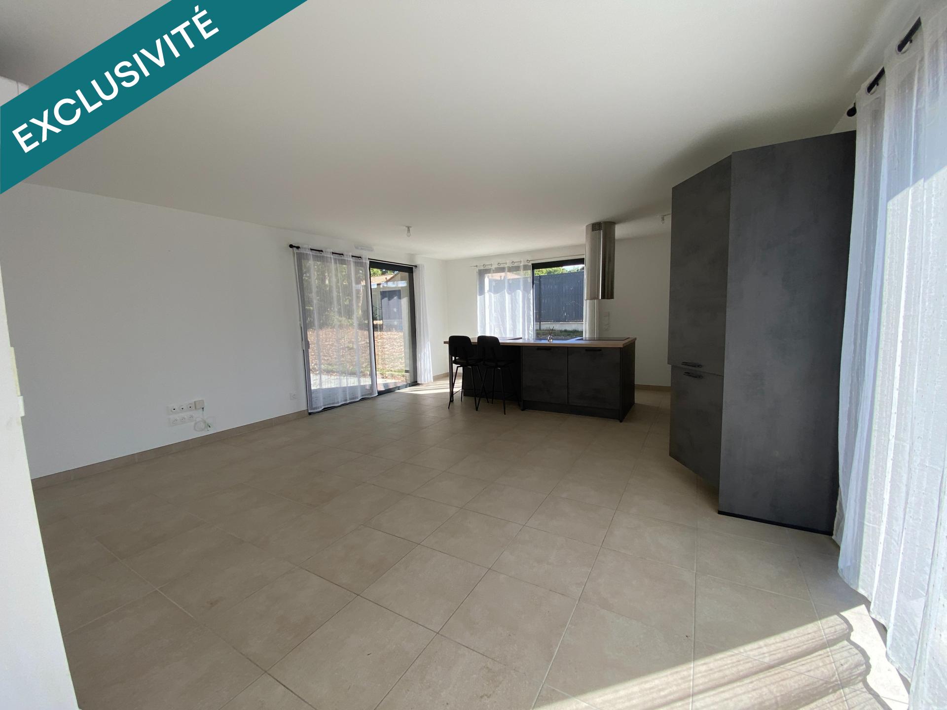 MAISON CLIMATISEE DE PLAIN PIED 2 CHAMBRES AVEC GARAGE ATTENANT
