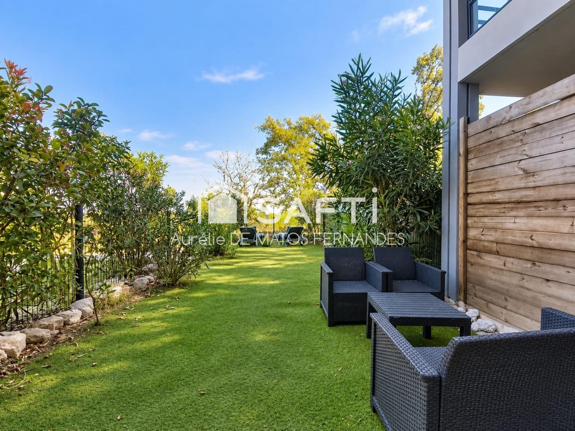 Photo SAFTI — Maison 3 pièces, 65 m² à Roquebrune Sur Argens