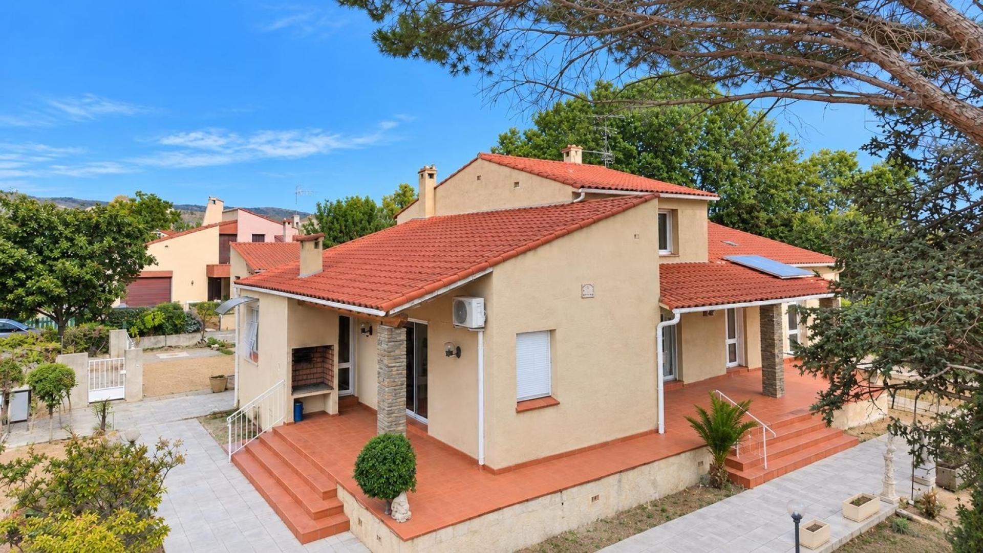 Photo SAFTI — Maison 7 pièces, 208 m² à Ille Sur Tet 2