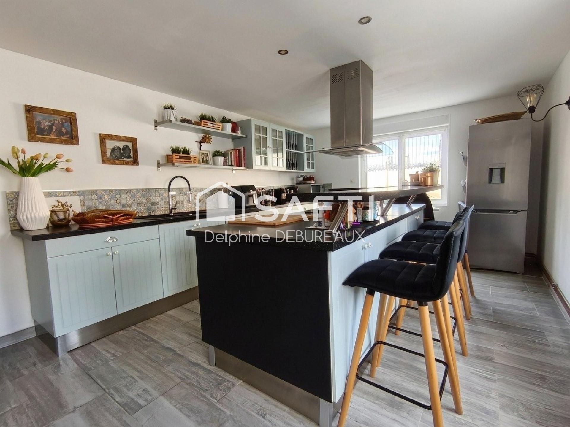 Photo SAFTI — Maison 8 pièces, 210 m² à Sebourg 2