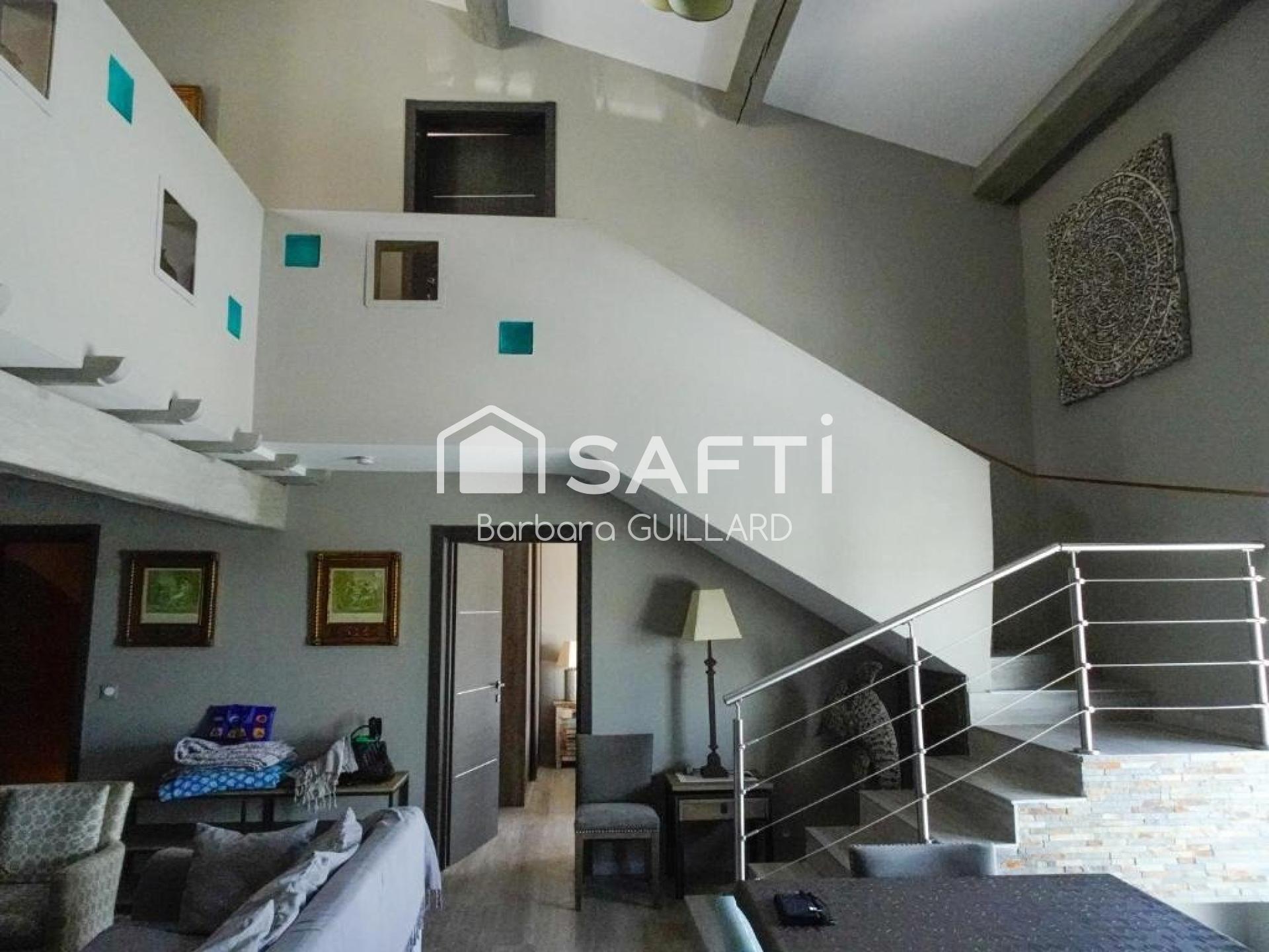 Photo SAFTI — Maison 9 pièces, 196 m² à Saint Raphael 3