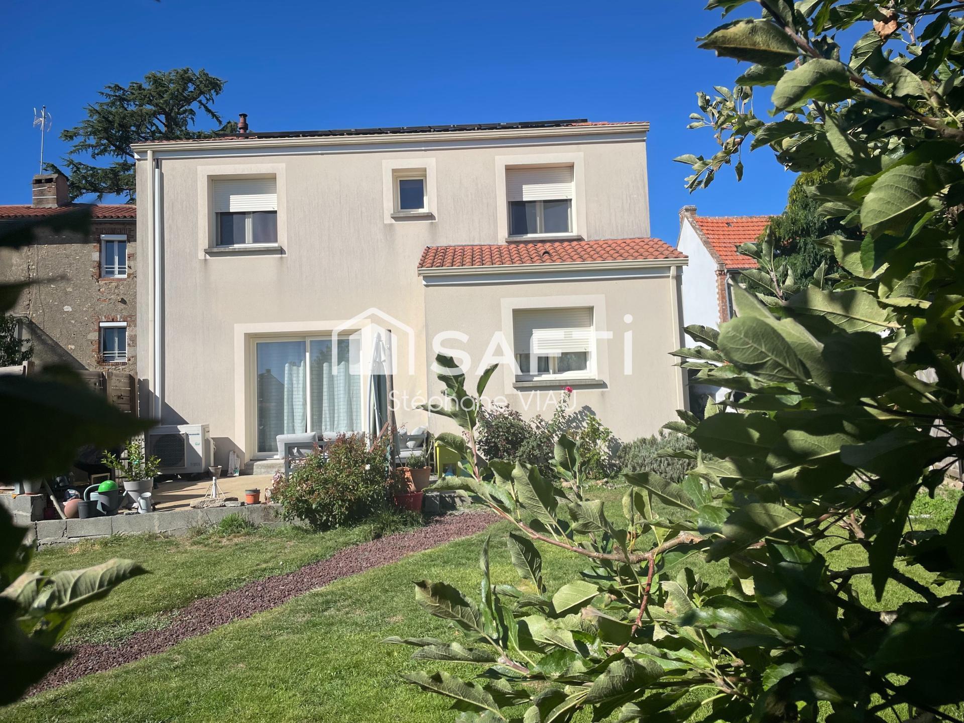 Maison 5 pièces 90 m² · à Maulevrier · 90 m² · 325 000 €