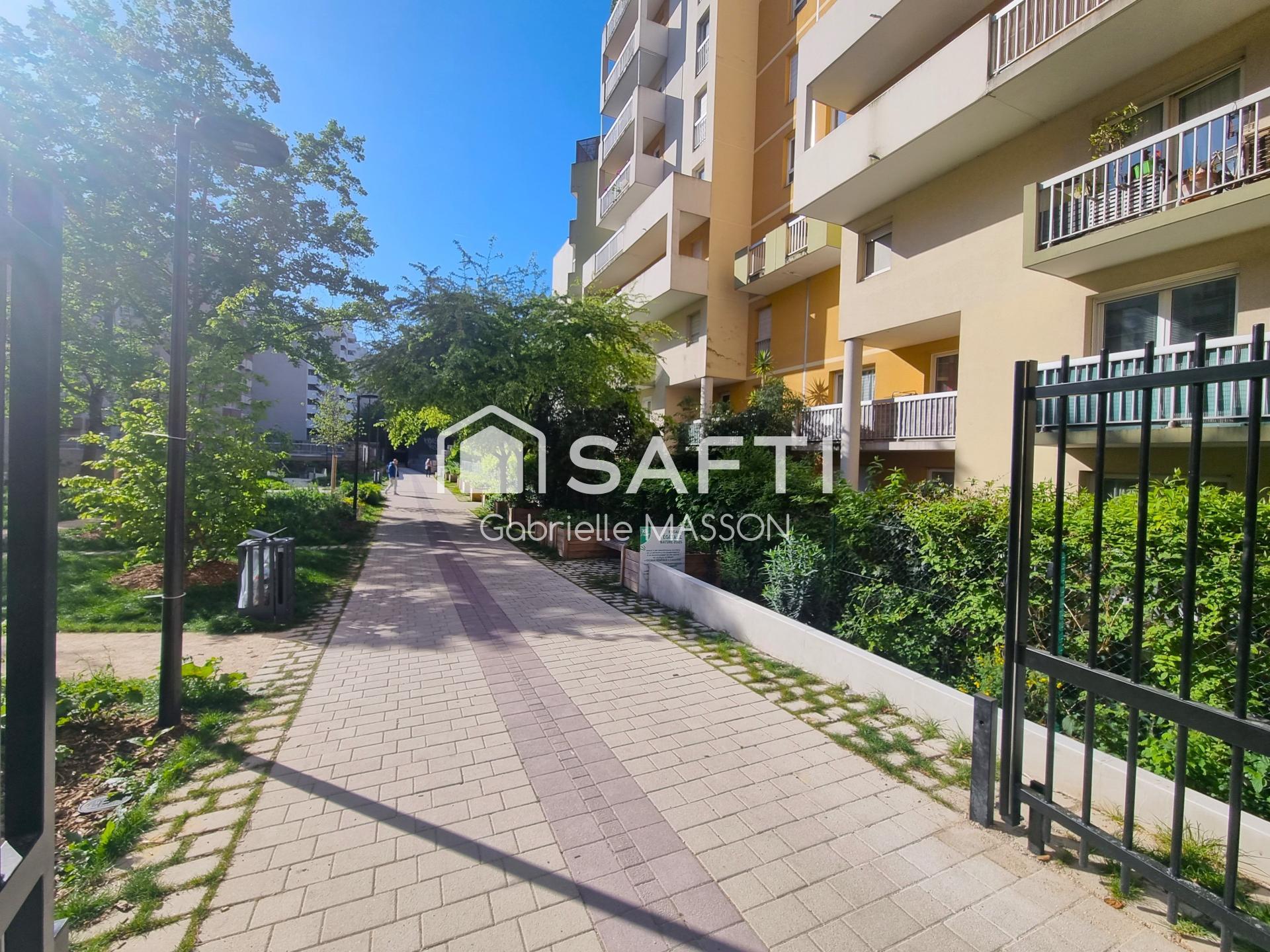 Appartement à vendre à Le-Kremlin-Bicetre — 346 000 € — SAFTI