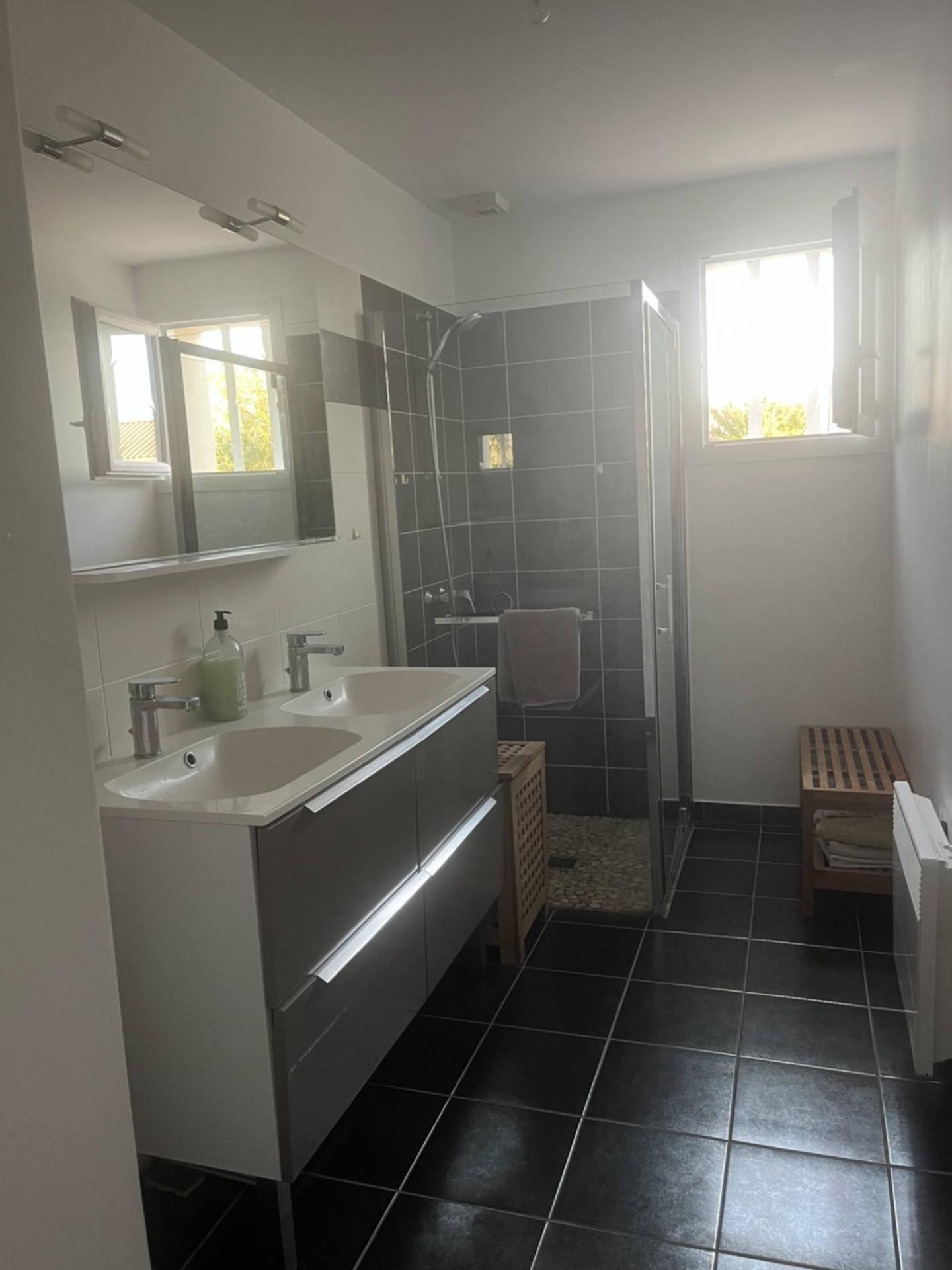 Photo SAFTI — Maison 4 pièces, 90 m² à Saint Michel En L'herm 5