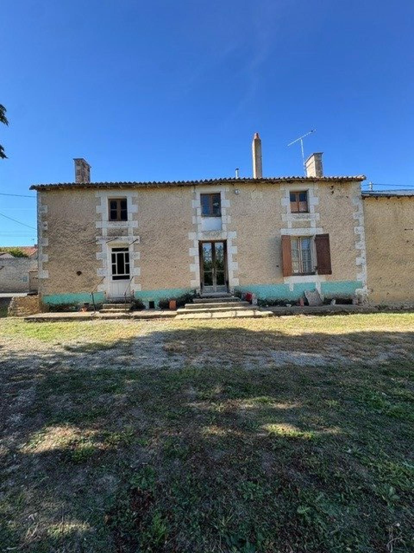 Belle longère à rénover intégralement sur terrain de 3476m²