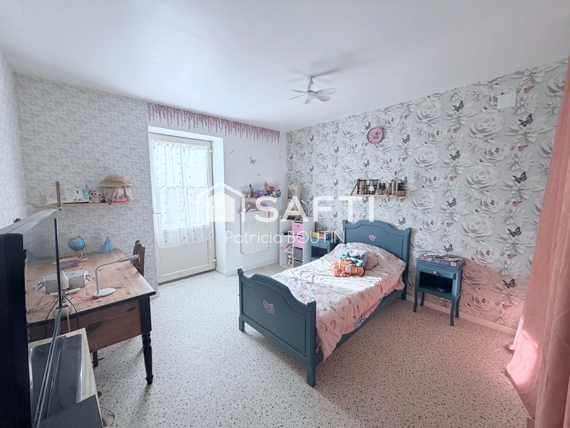 Photo SAFTI — Maison 8 pièces, 217 m² à Saint Romans Les Melle 5