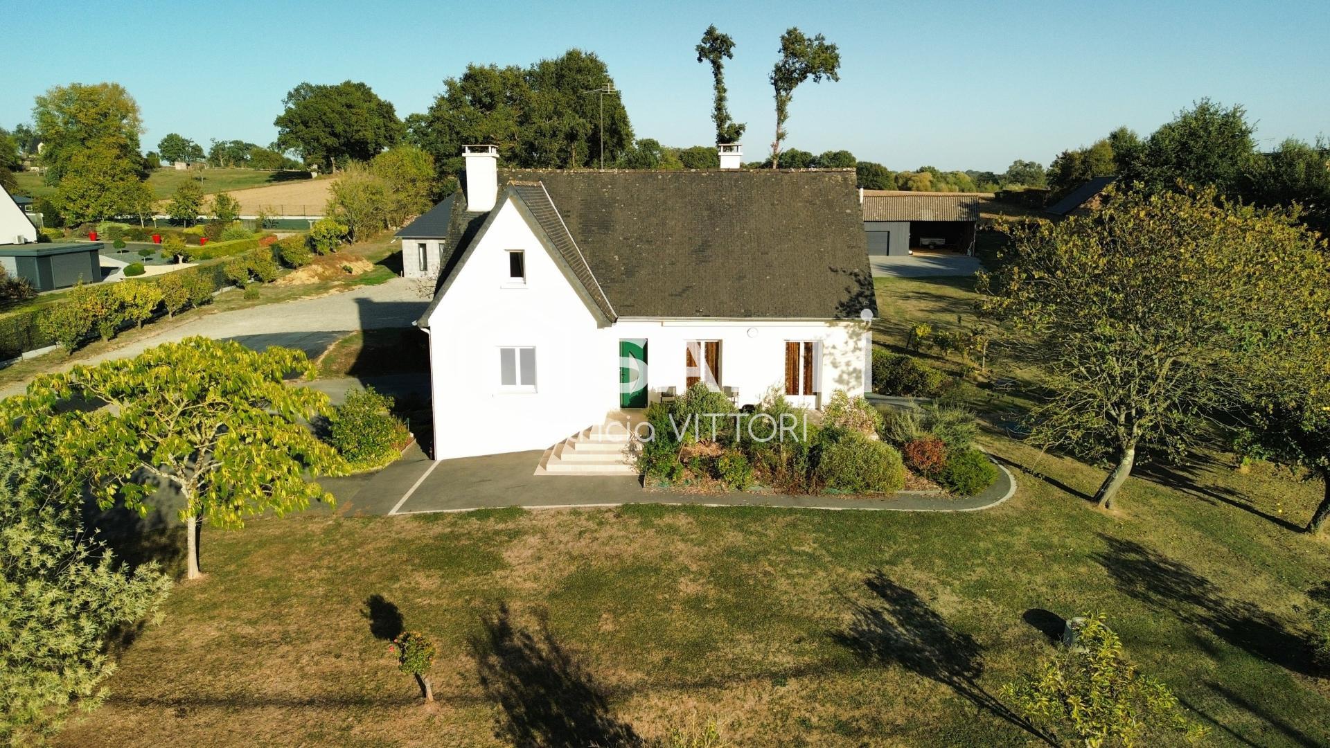 Photo SAFTI — Maison 5 pièces, 136 m² à Le Bourgneuf La Foret
