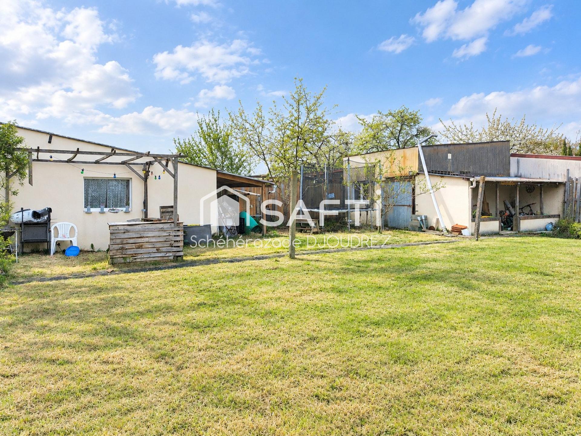 MAISON DE 110M² - 4 CHAMBRES - BUREAU - GARAGE - DEPENDANCE - TERRAIN
