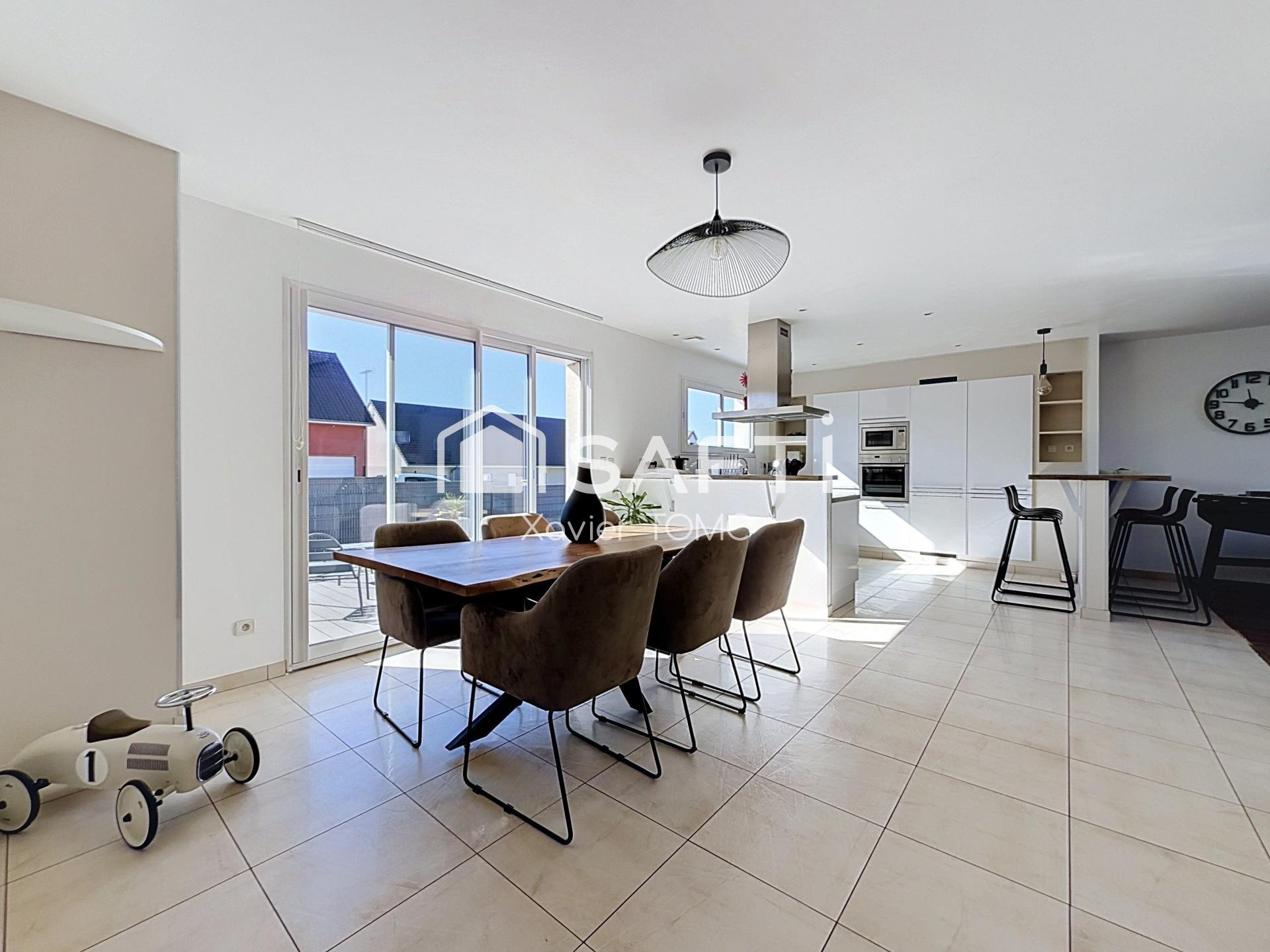Photo SAFTI — Maison 6 pièces, 123 m² à Thezy Glimont 2