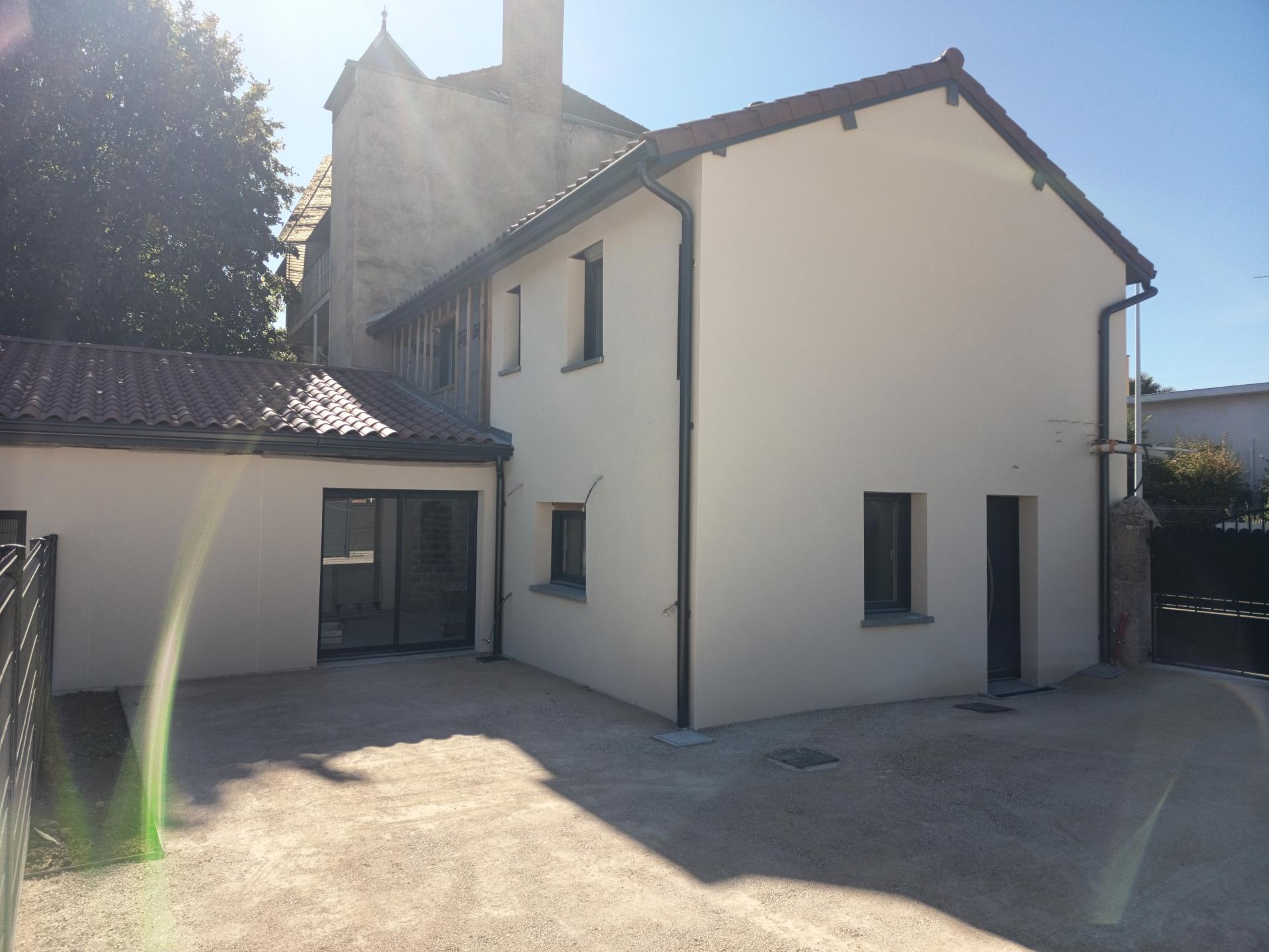 Photo SAFTI — Maison 6 pièces, 112 m² à Macon