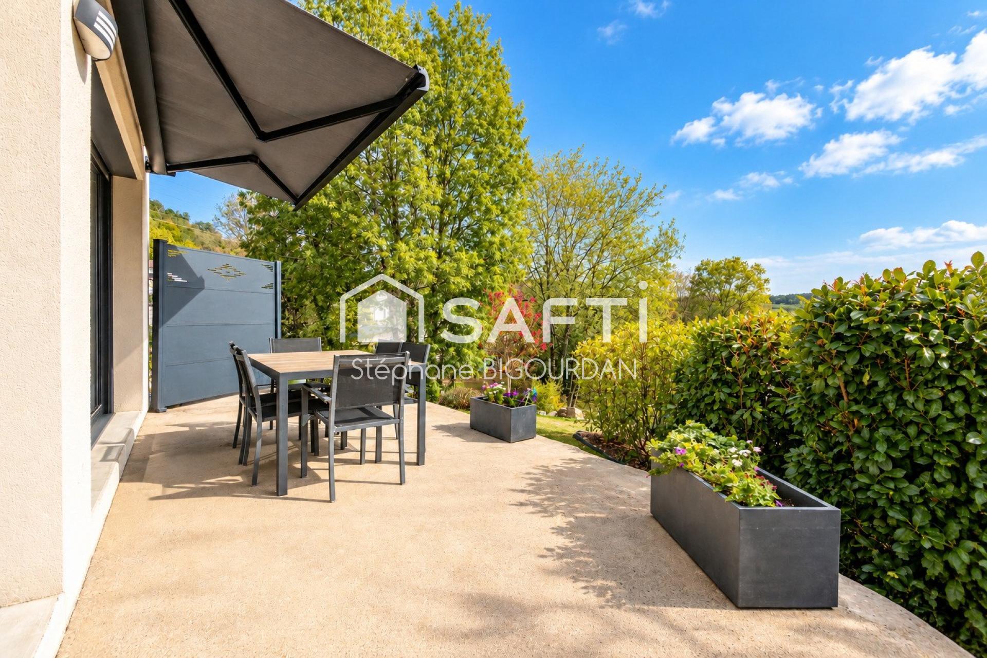 Photo SAFTI — Maison 6 pièces, 107 m² à Miserey Salines 2